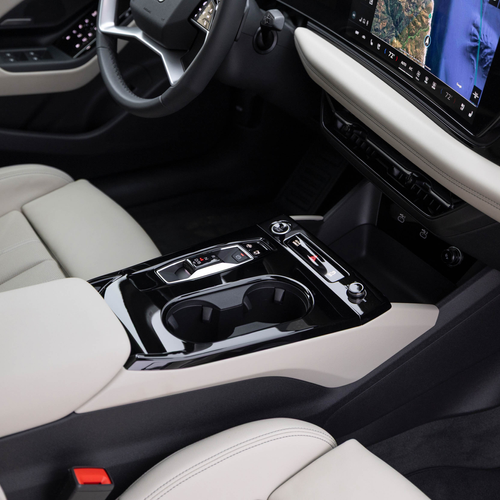 2025 Audi A6 Sportback e-tron quattro C9 Plasma Blue Interior