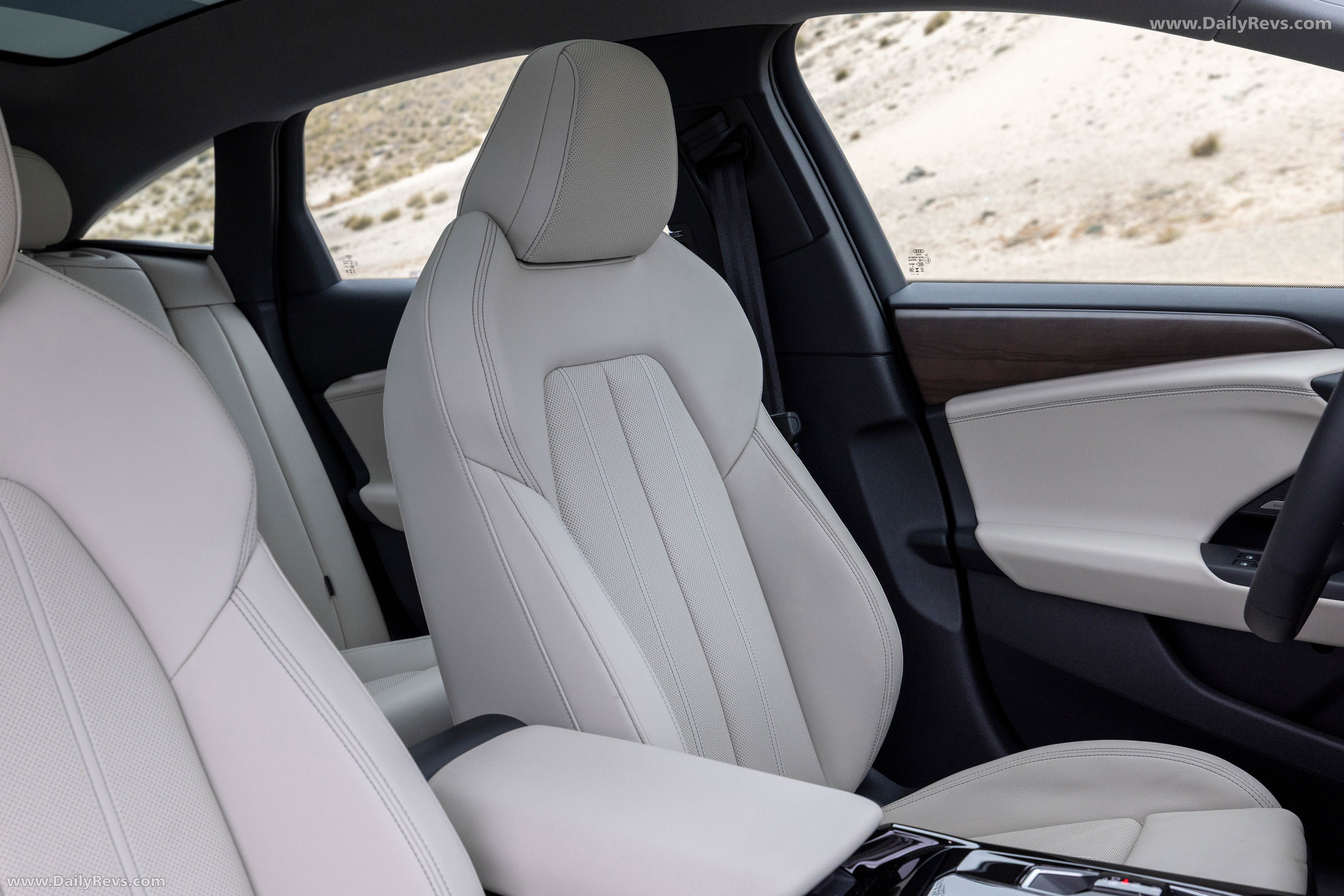 2025 Audi A6 Sportback e-tron quattro C9 Plasma Blue Interior
