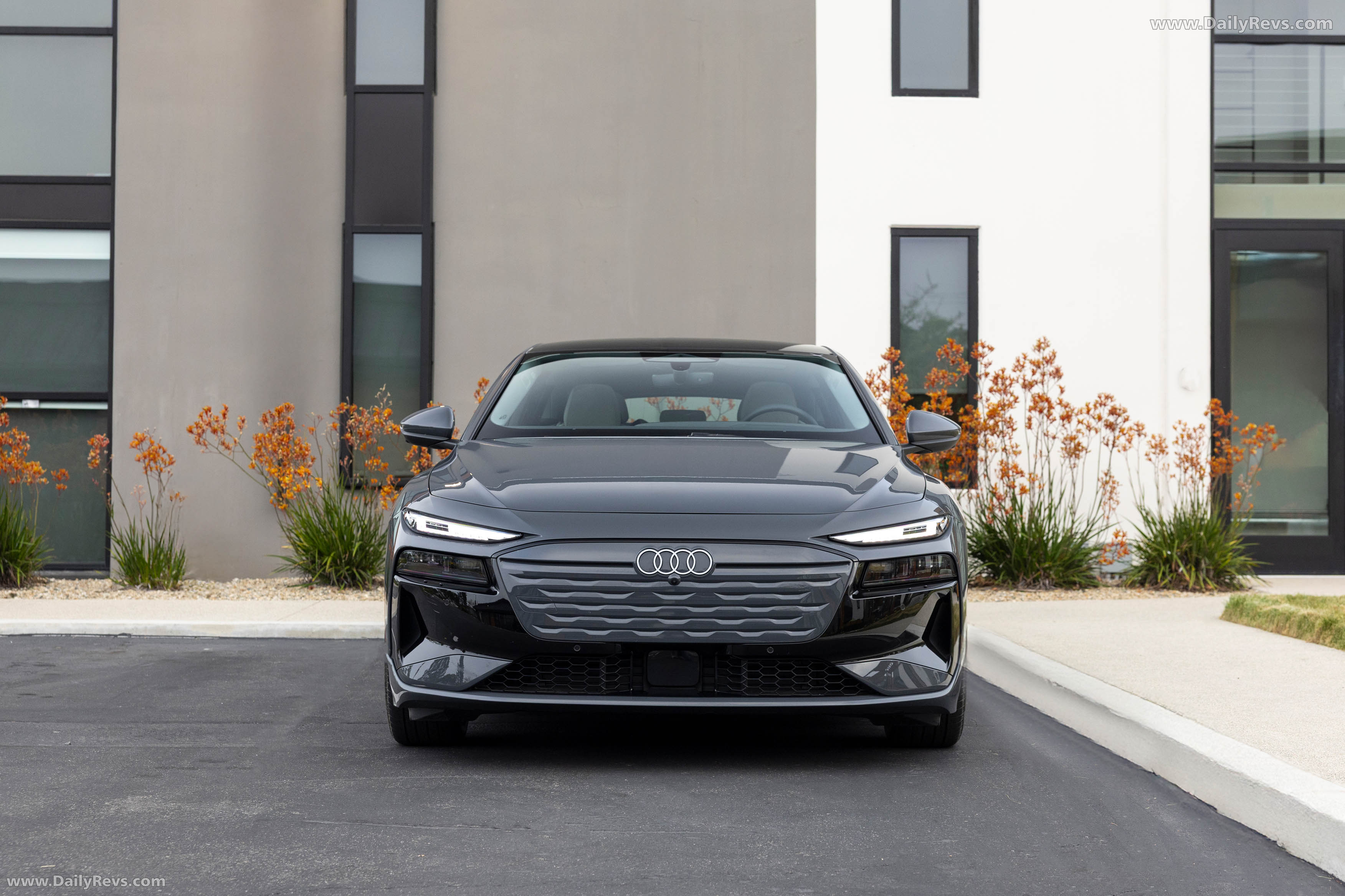 2025 Audi A6 Sportback e-tron C9 Magnet Gray Front View