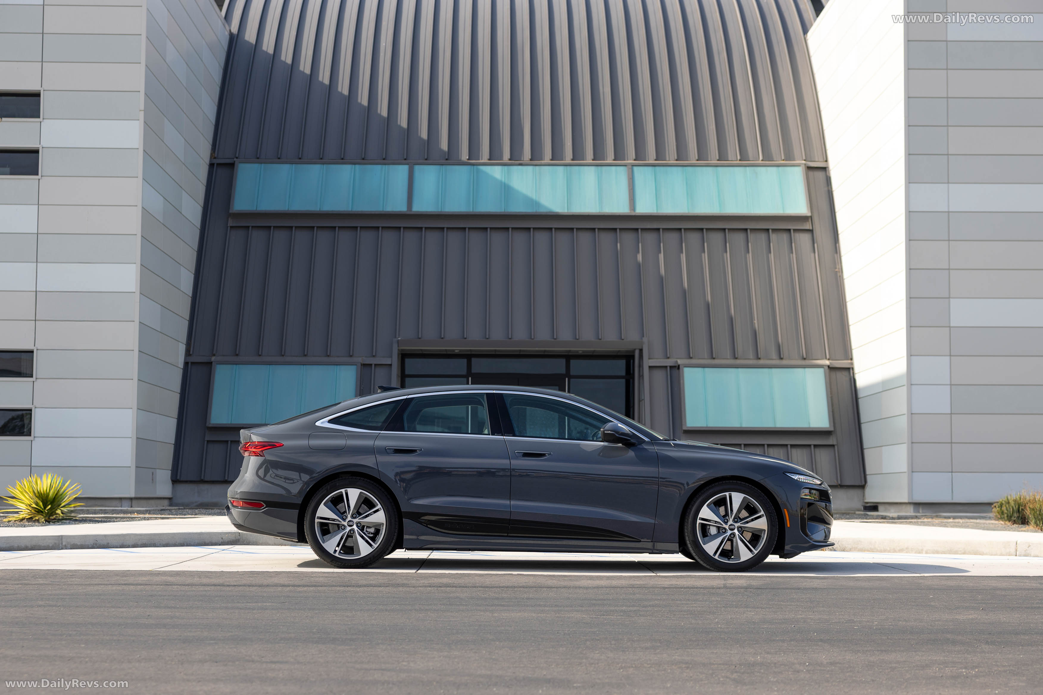 2025 Audi A6 Sportback e-tron C9 Magnet Gray Side View