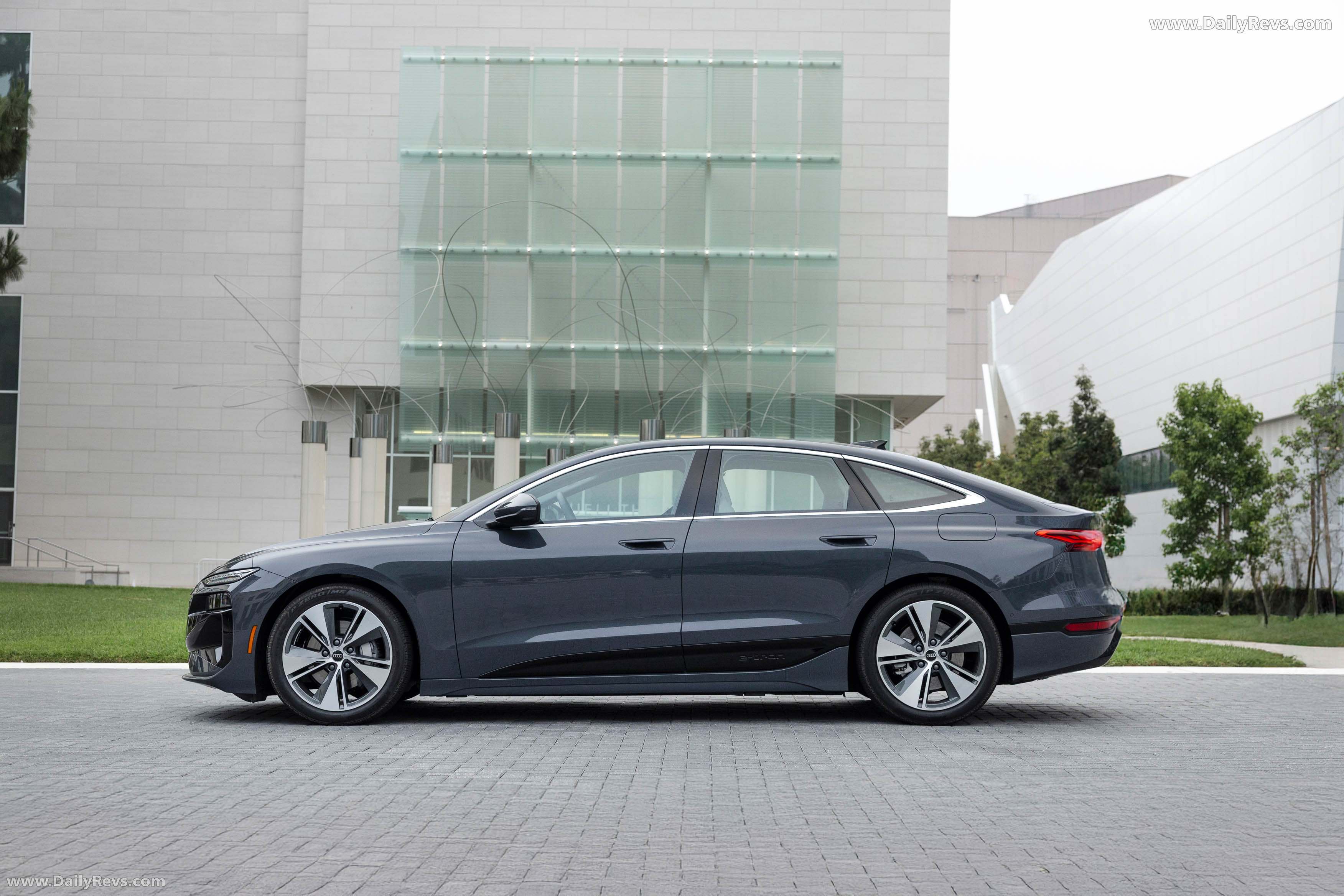 2025 Audi A6 Sportback e-tron C9 Magnet Gray Side View