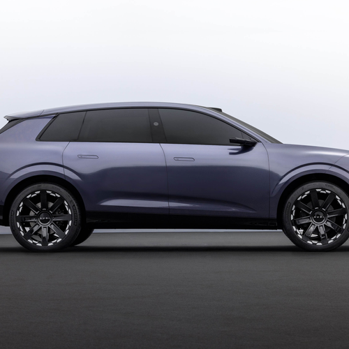 2025 Audi E SUV Concept Side View