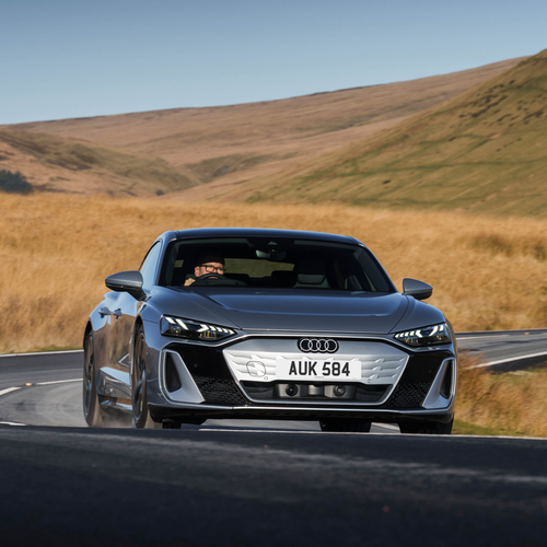2025 Audi e-tron GT quattro UK Version Front View