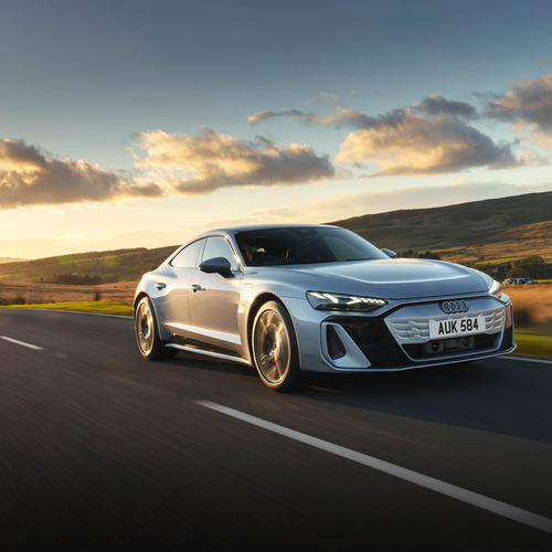 2025 Audi e-tron GT quattro UK Version Front View