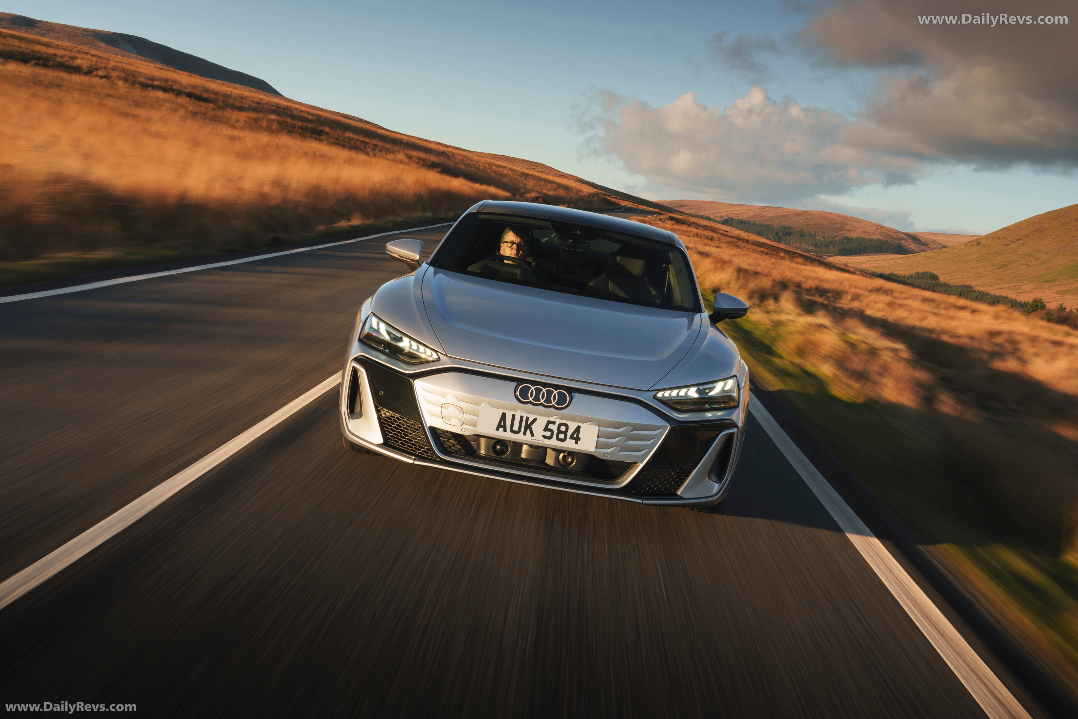 2025 Audi e-tron GT quattro UK Version Front View