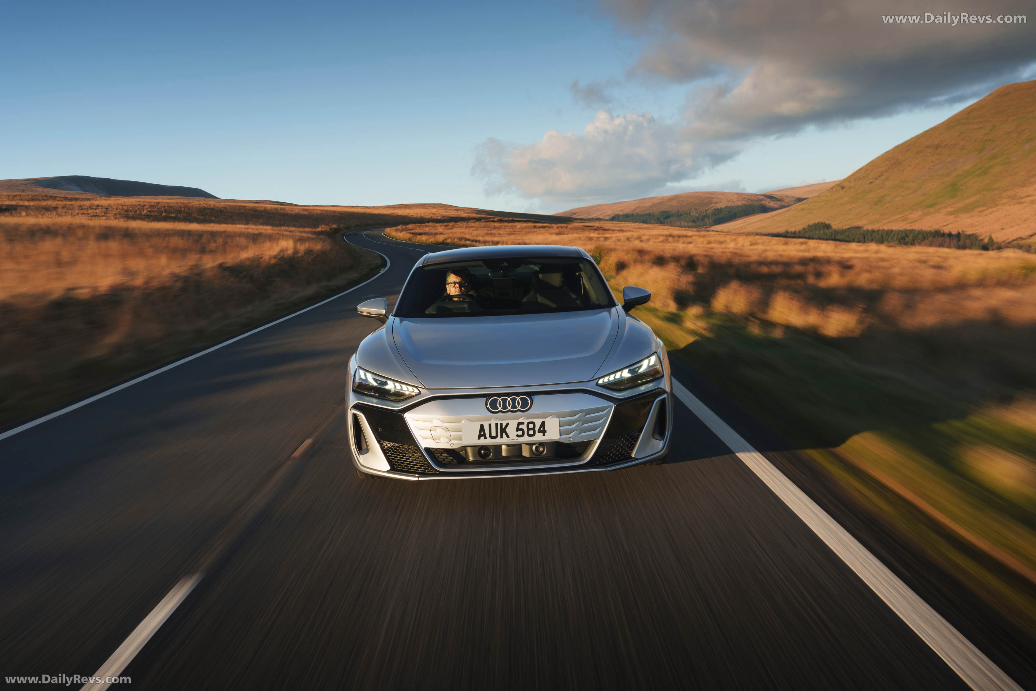 2025 Audi e-tron GT quattro UK Version Front View
