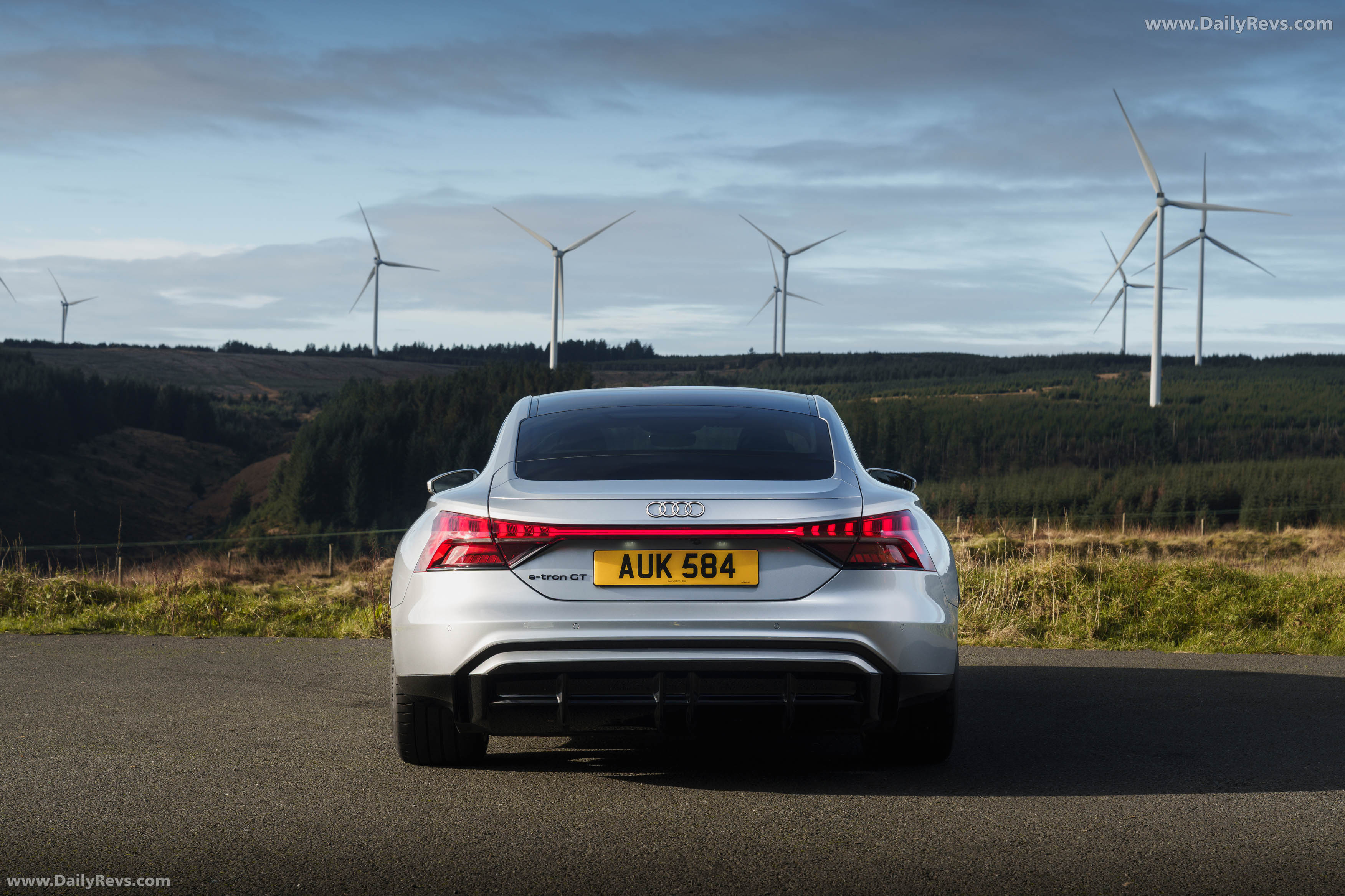 2025 Audi e-tron GT quattro UK Version Rear View