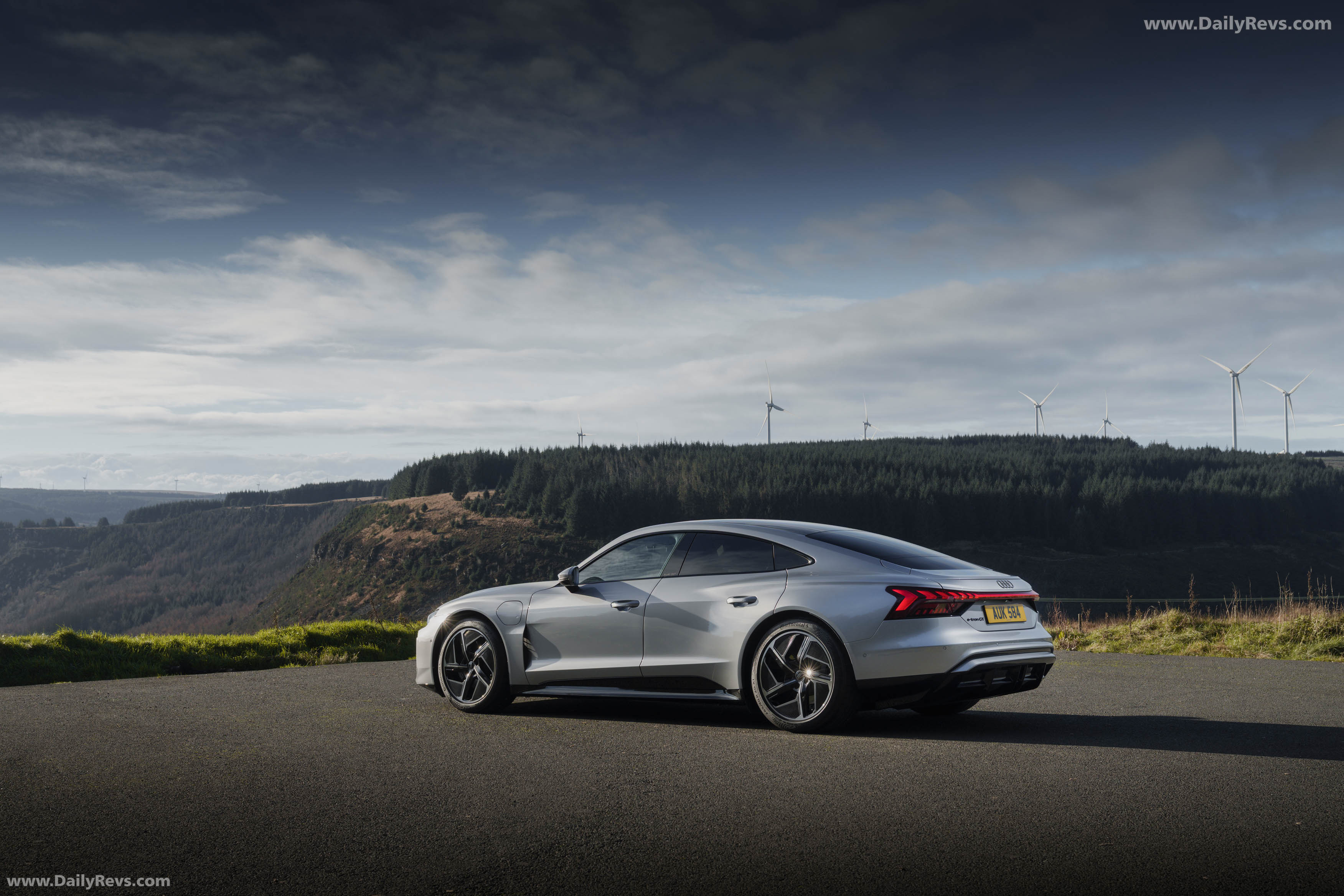 2025 Audi e-tron GT quattro UK Version Rear View