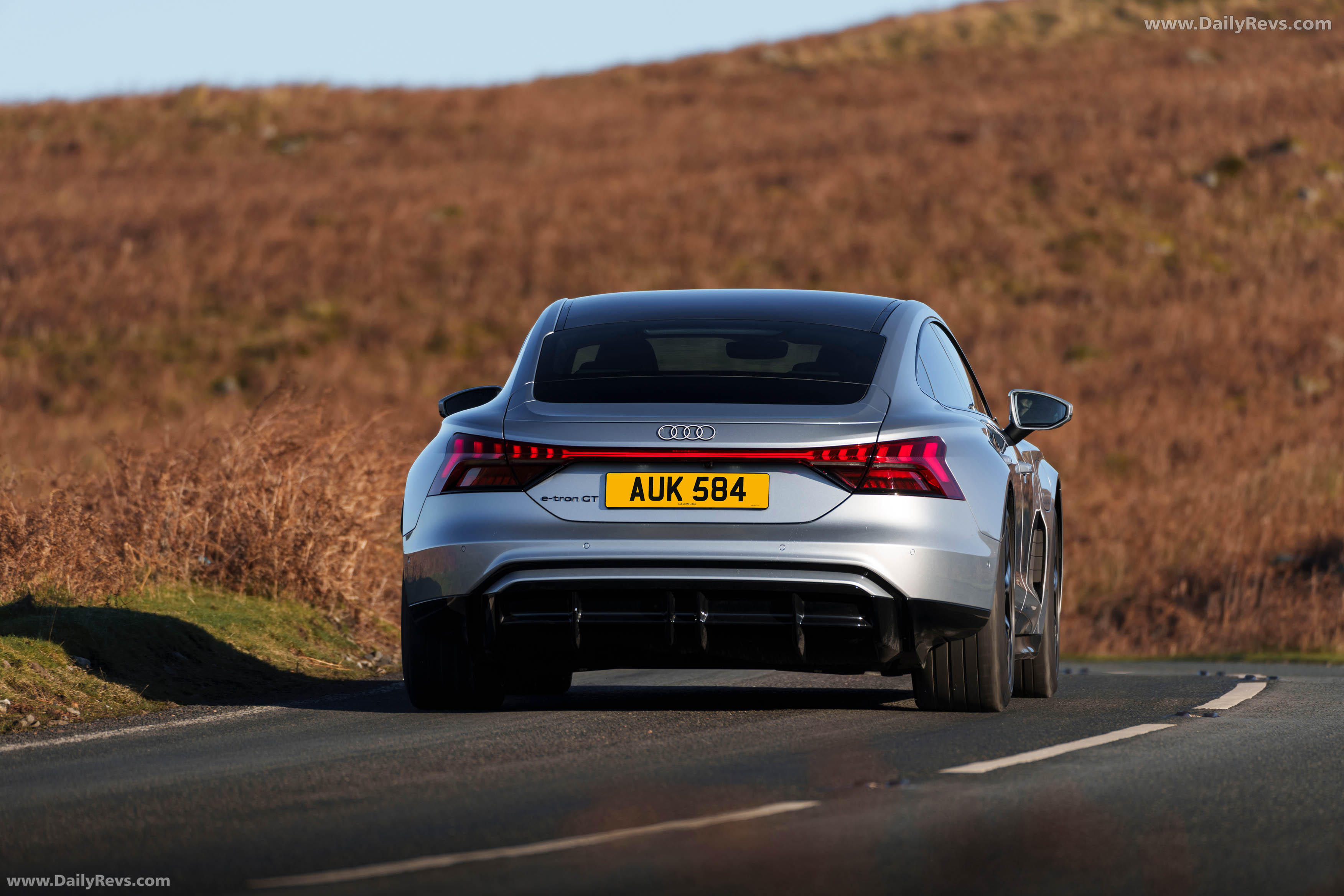 2025 Audi e-tron GT quattro UK Version Rear View