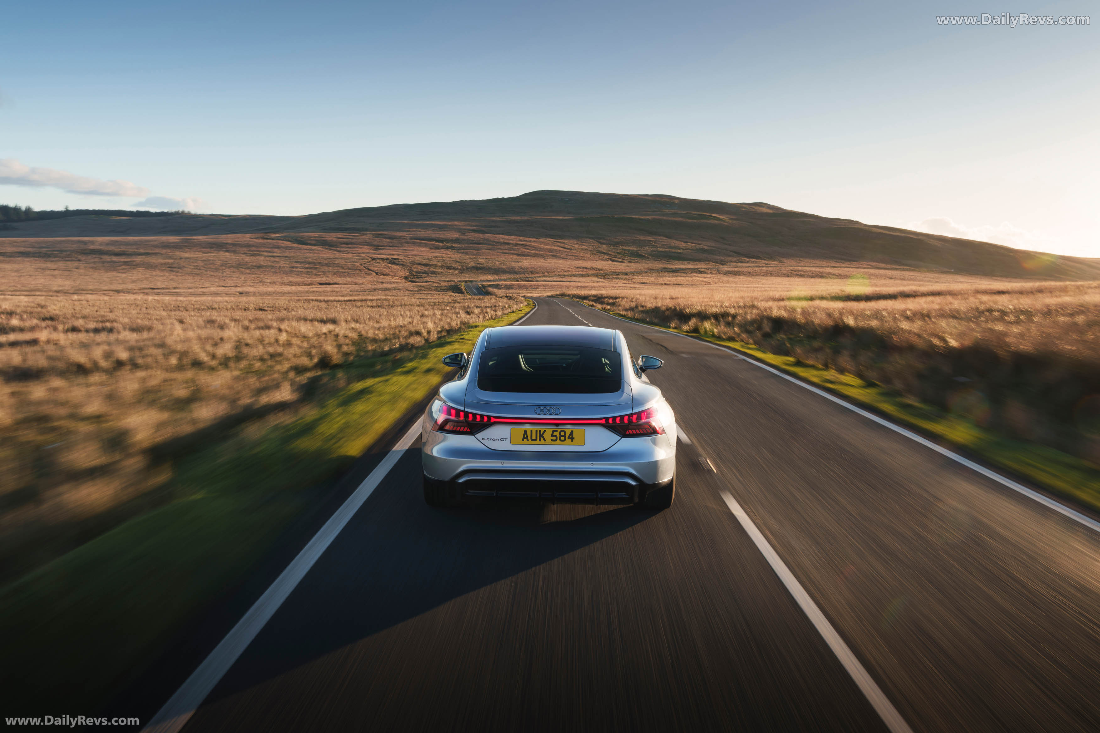 2025 Audi e-tron GT quattro UK Version Rear View