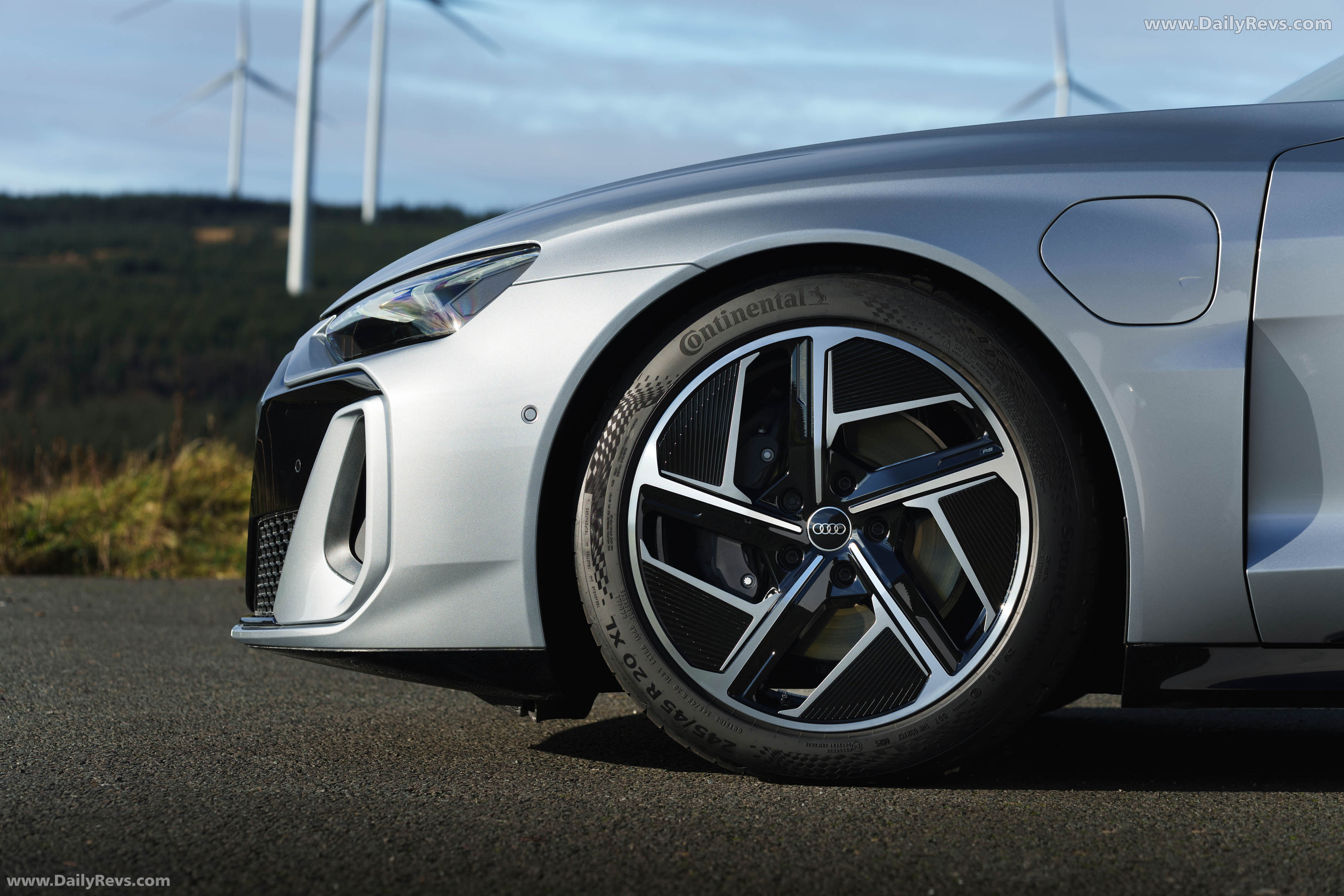 2025 Audi e-tron GT quattro UK Version Exterior