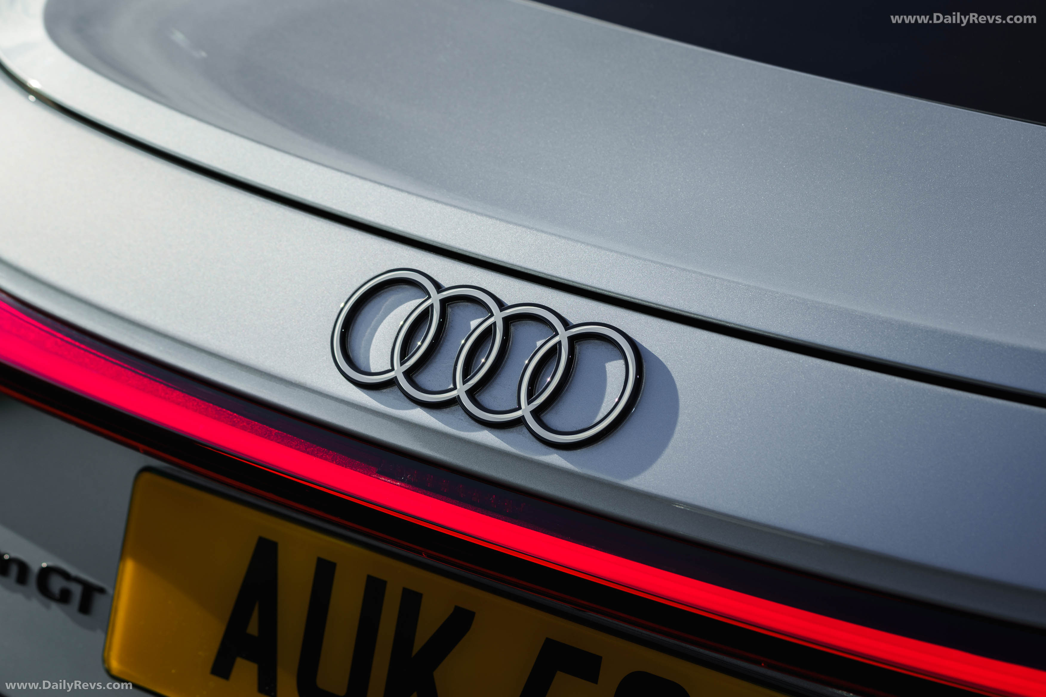 2025 Audi e-tron GT quattro UK Version Exterior