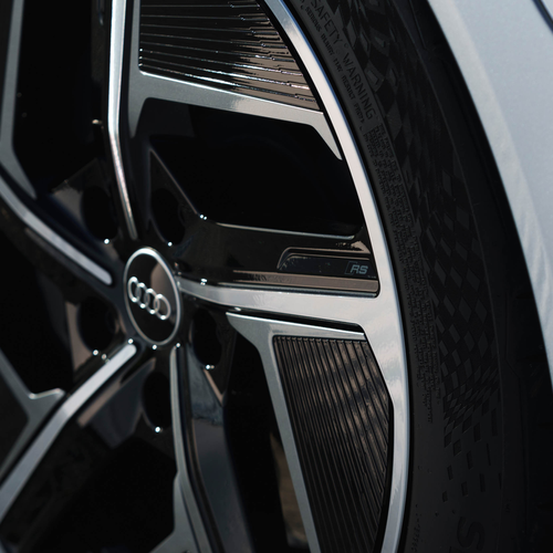 2025 Audi e-tron GT quattro UK Version Exterior