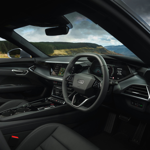 2025 Audi e-tron GT quattro UK Version Interior