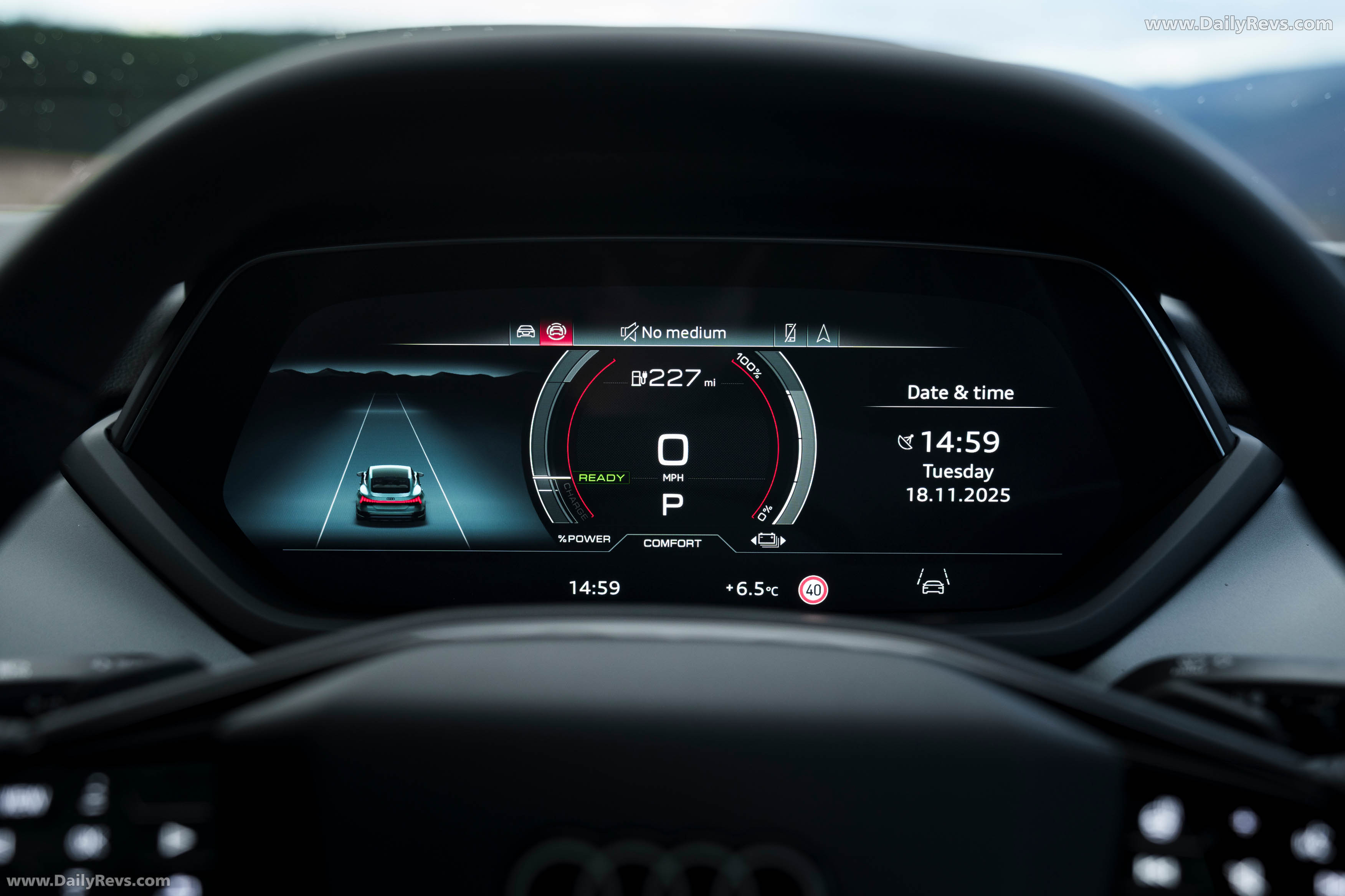 2025 Audi e-tron GT quattro UK Version Interior