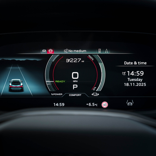 2025 Audi e-tron GT quattro UK Version Interior