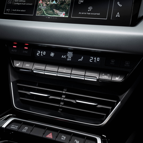 2025 Audi e-tron GT quattro UK Version Interior