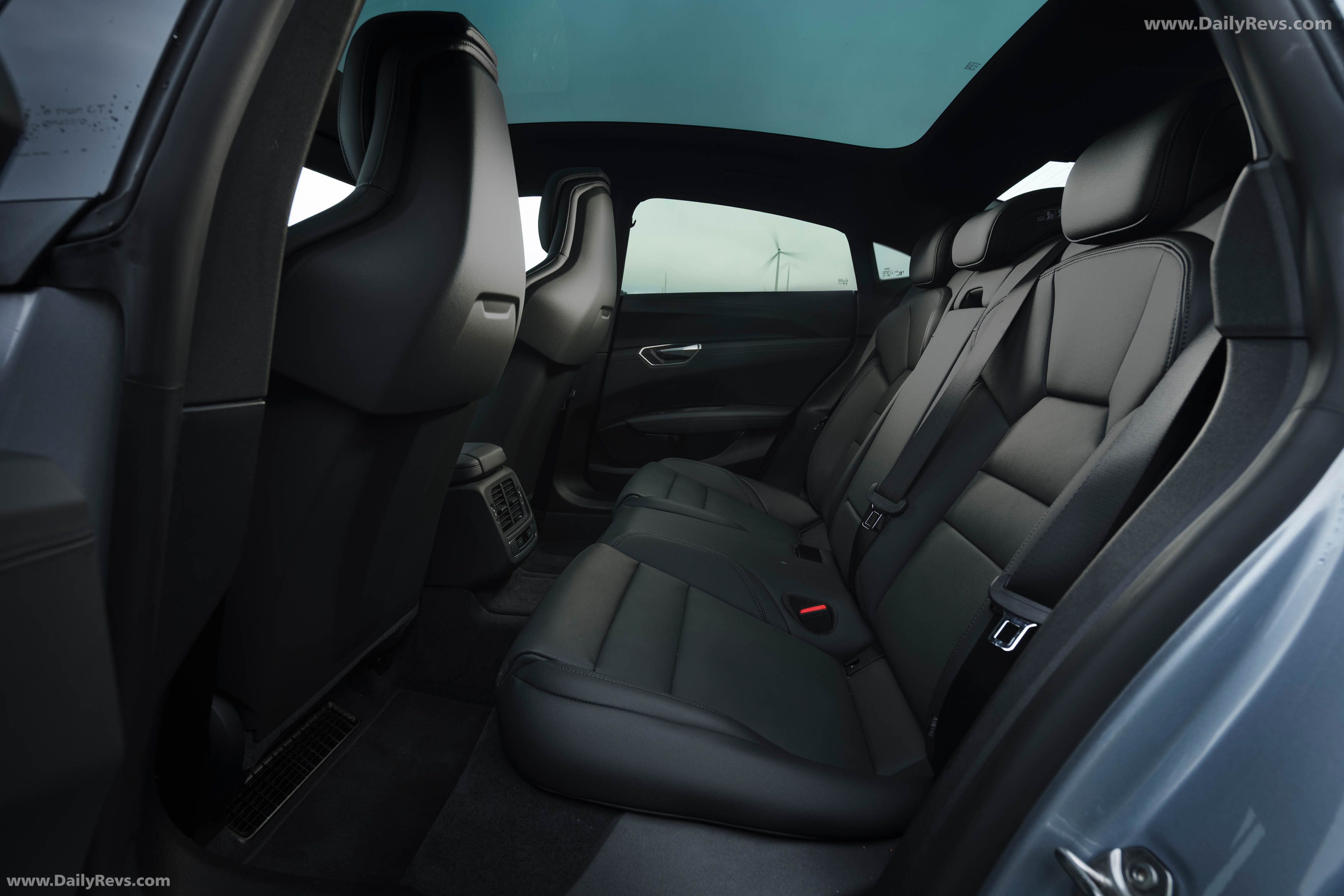 2025 Audi e-tron GT quattro UK Version Interior