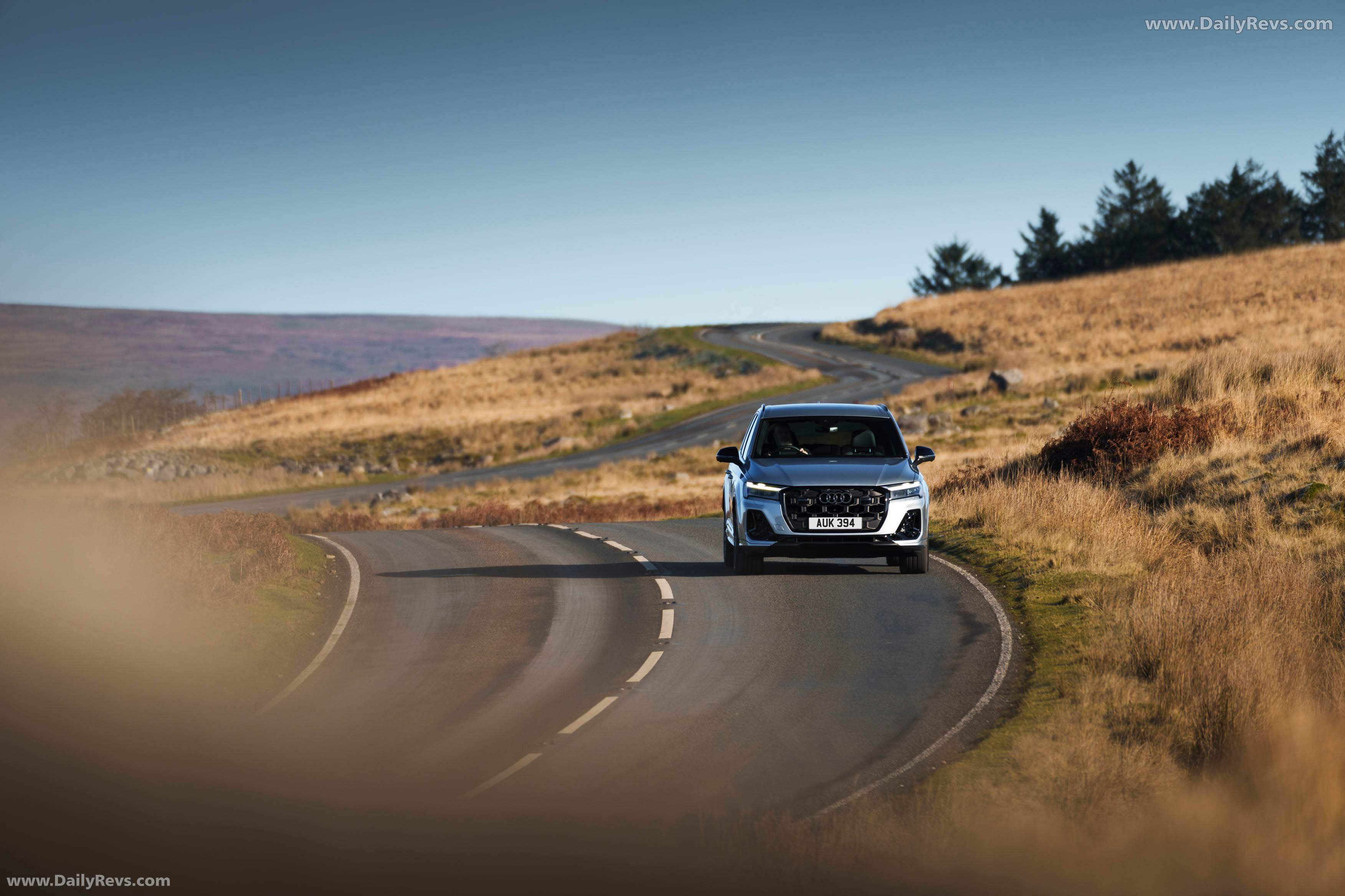 2025 Audi Q7 TFSI e 4M UK Version Front View