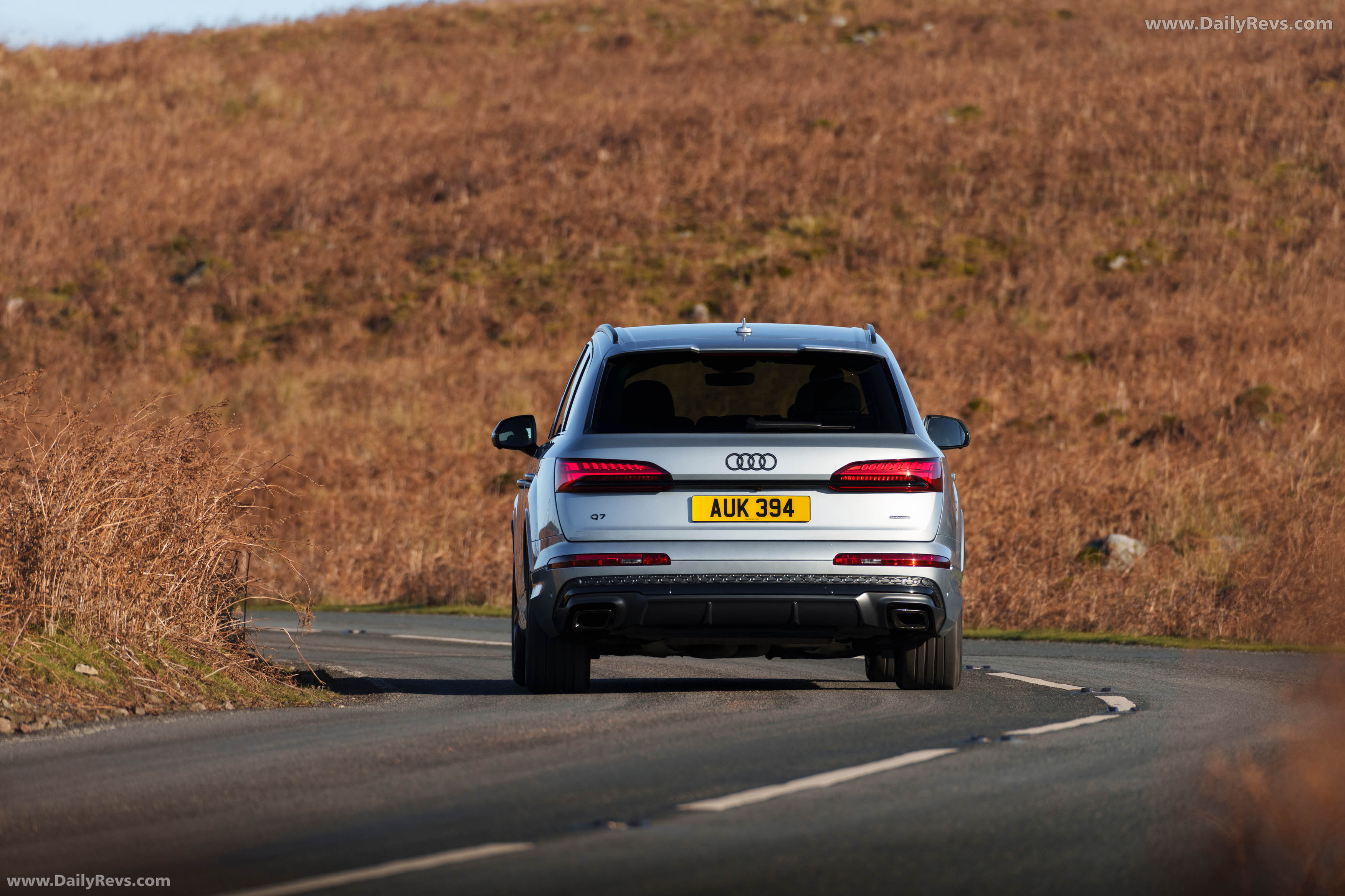 2025 Audi Q7 TFSI e 4M UK Version Rear View