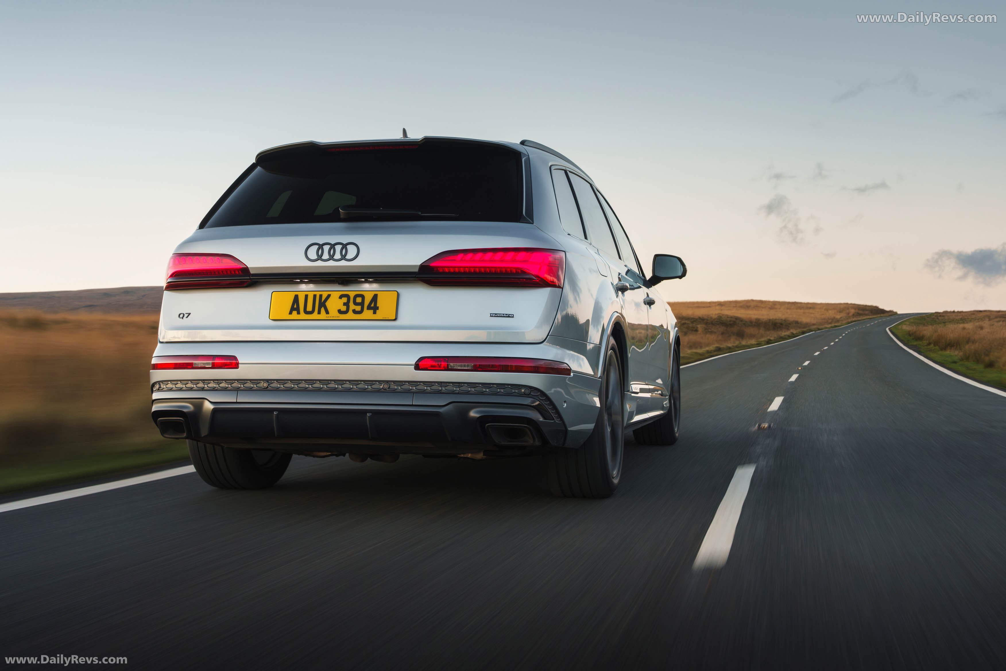 2025 Audi Q7 TFSI e 4M UK Version Rear View