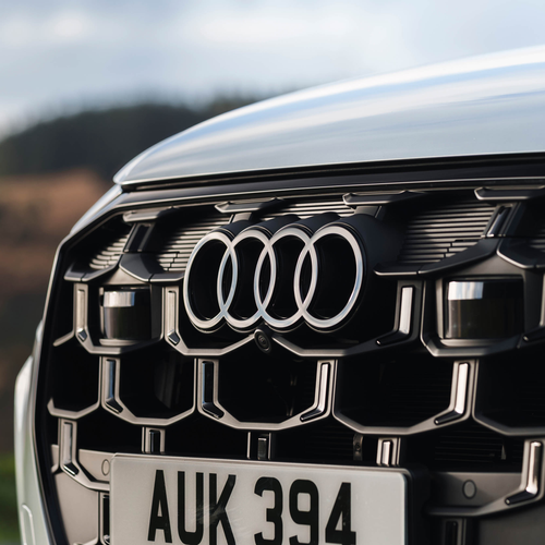 2025 Audi Q7 TFSI e 4M UK Version Exterior