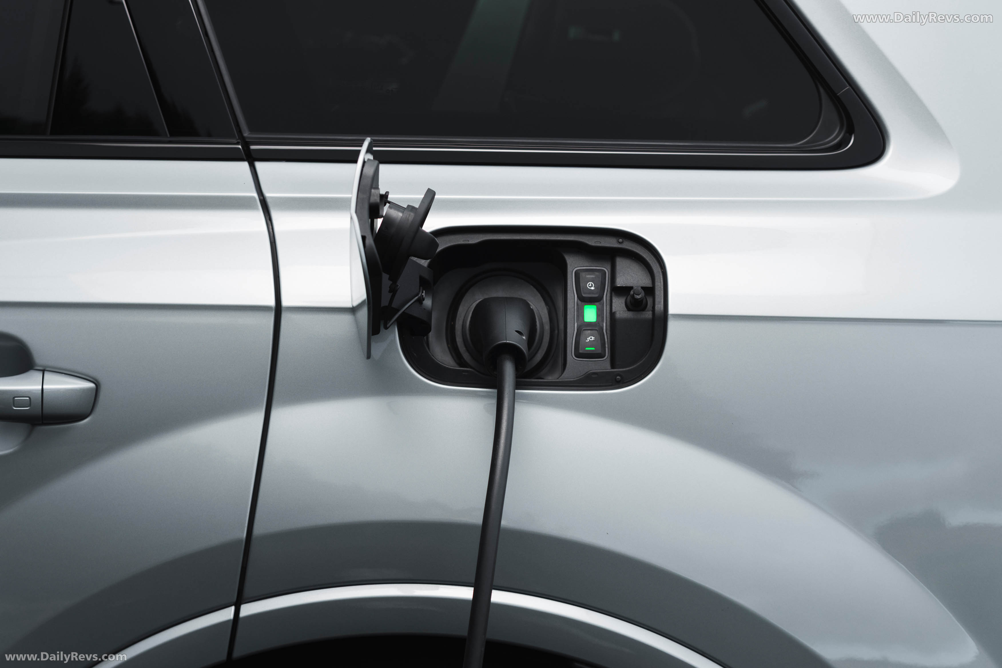 2025 Audi Q7 TFSI e 4M UK Version Exterior