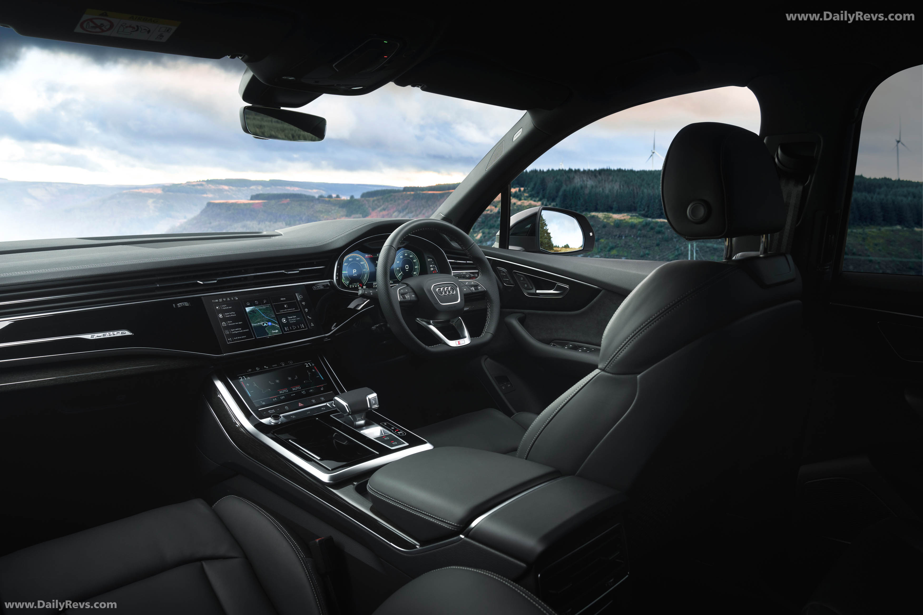 2025 Audi Q7 TFSI e 4M UK Version Interior
