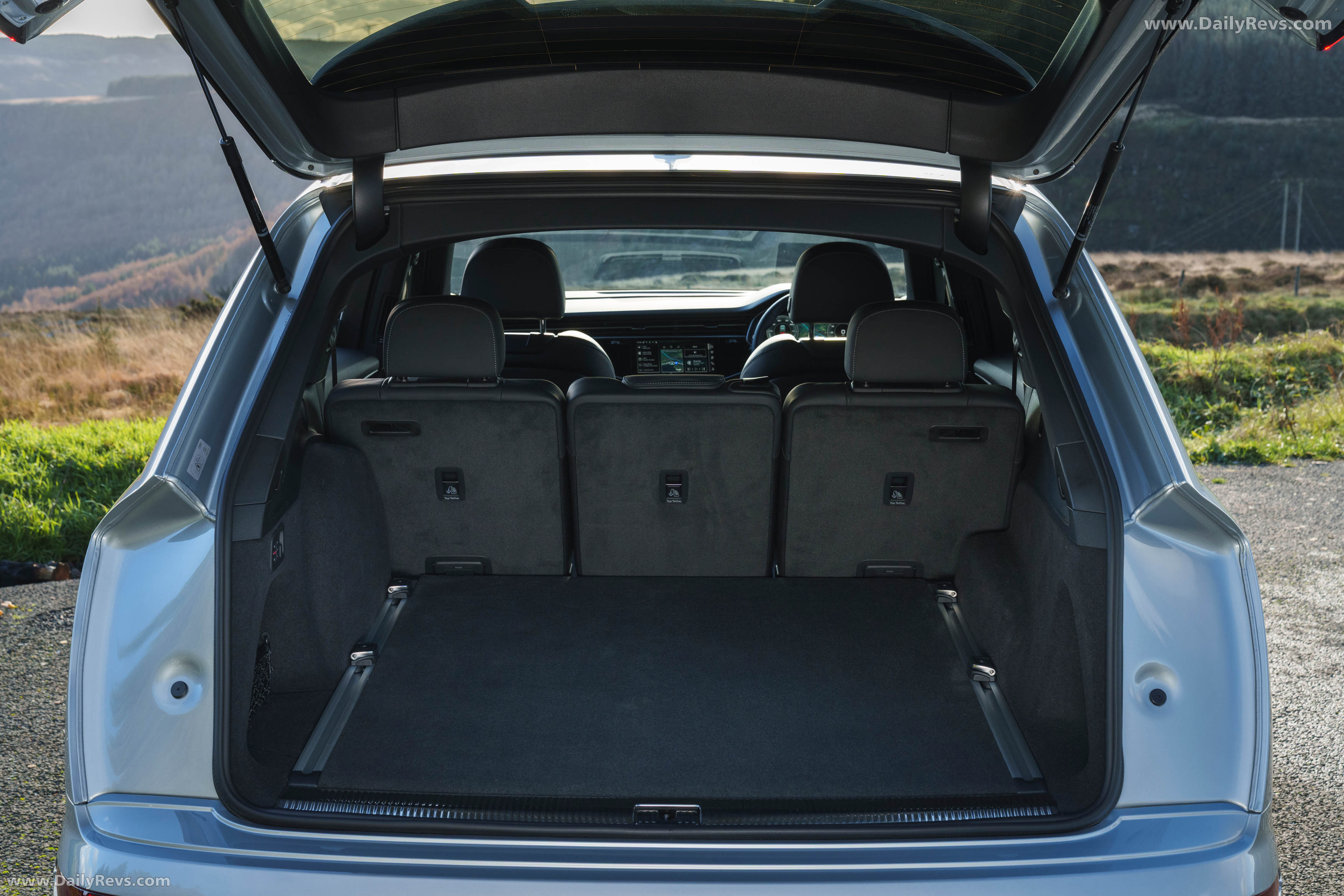 2025 Audi Q7 TFSI e 4M UK Version Interior