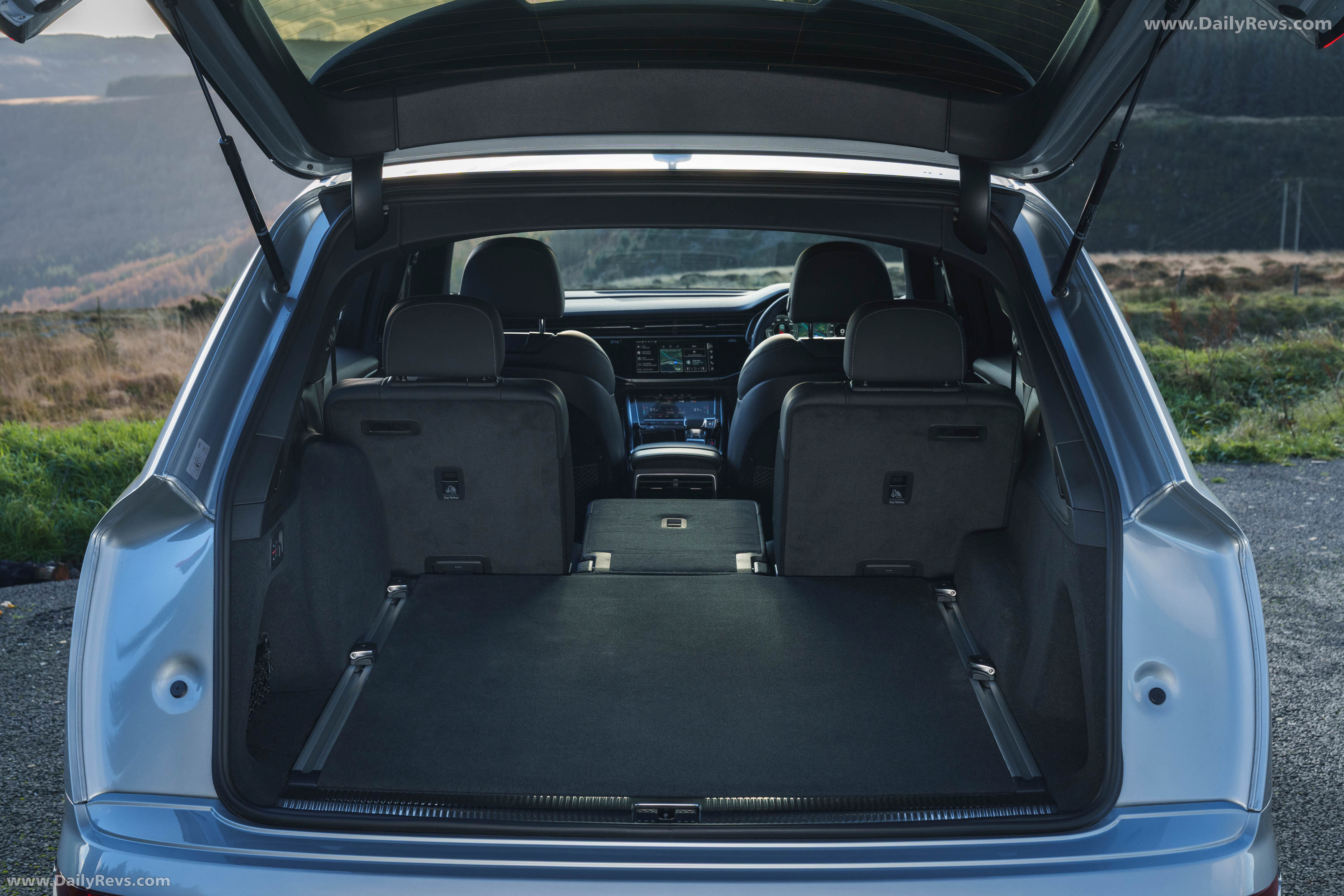 2025 Audi Q7 TFSI e 4M UK Version Interior