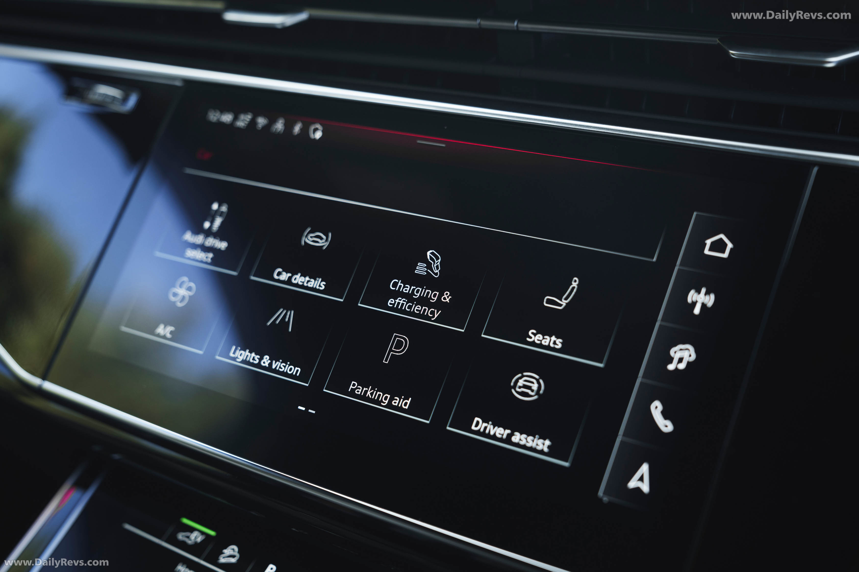 2025 Audi Q7 TFSI e 4M UK Version Interior