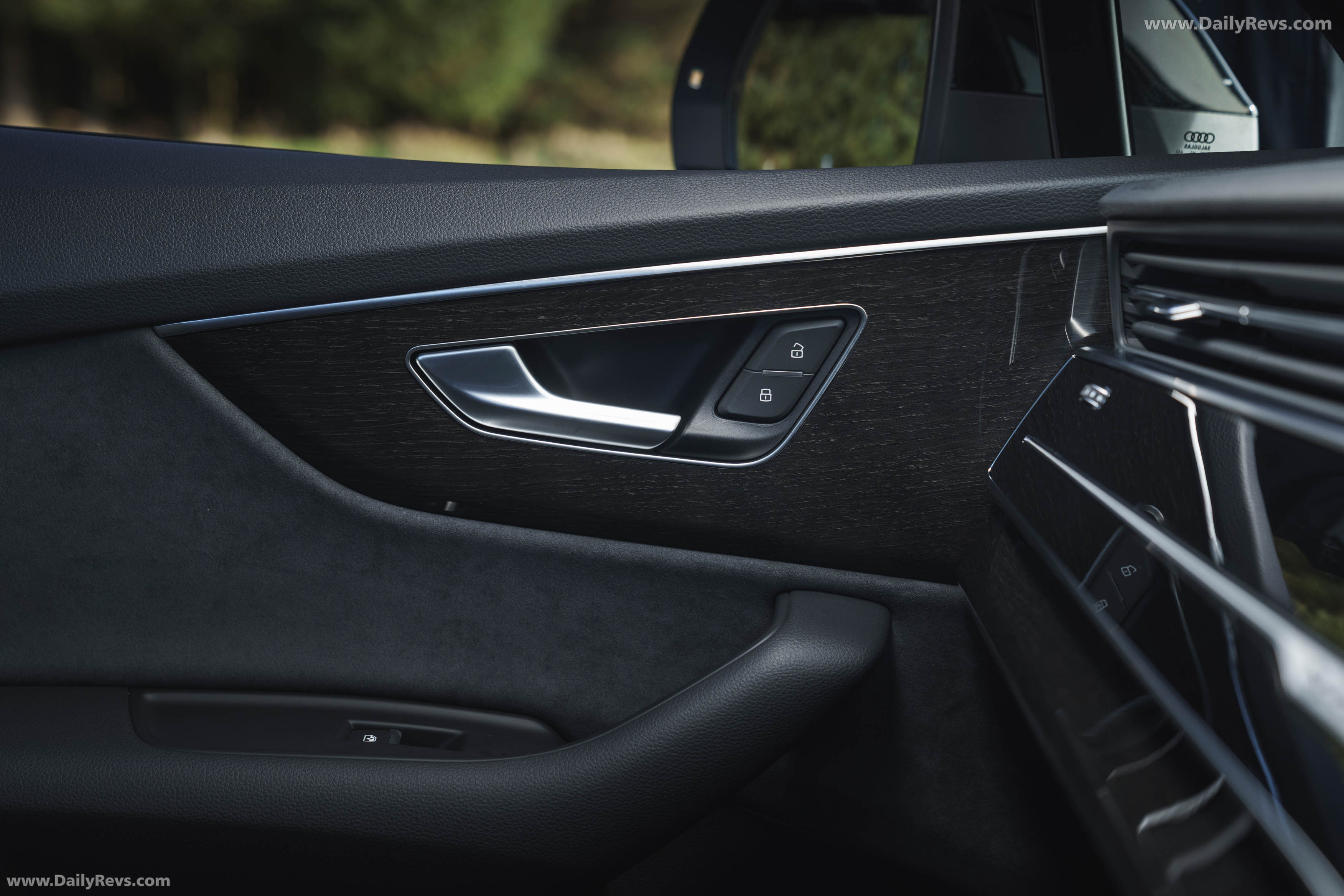 2025 Audi Q7 TFSI e 4M UK Version Interior