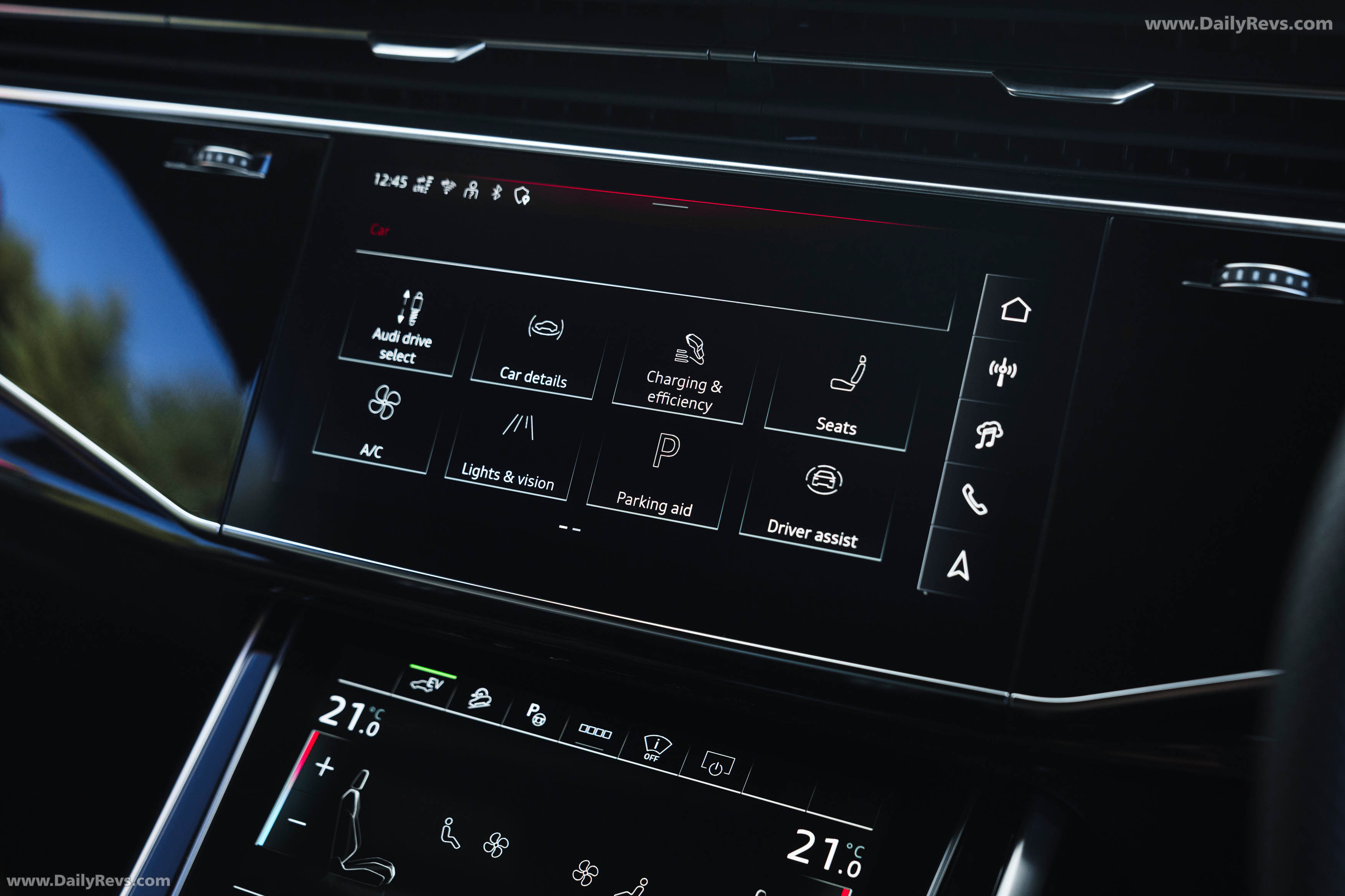 2025 Audi Q7 TFSI e 4M UK Version Interior