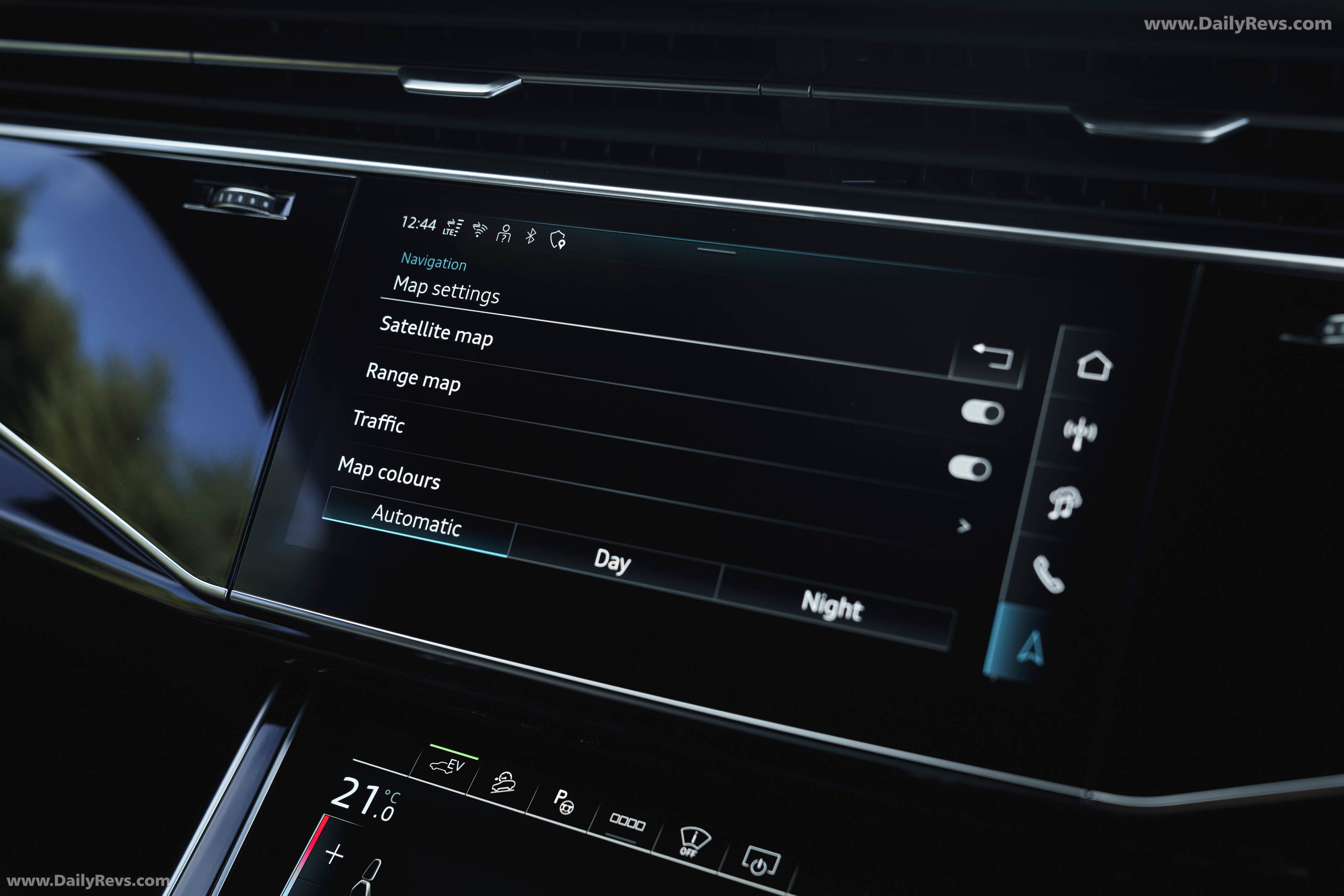 2025 Audi Q7 TFSI e 4M UK Version Interior