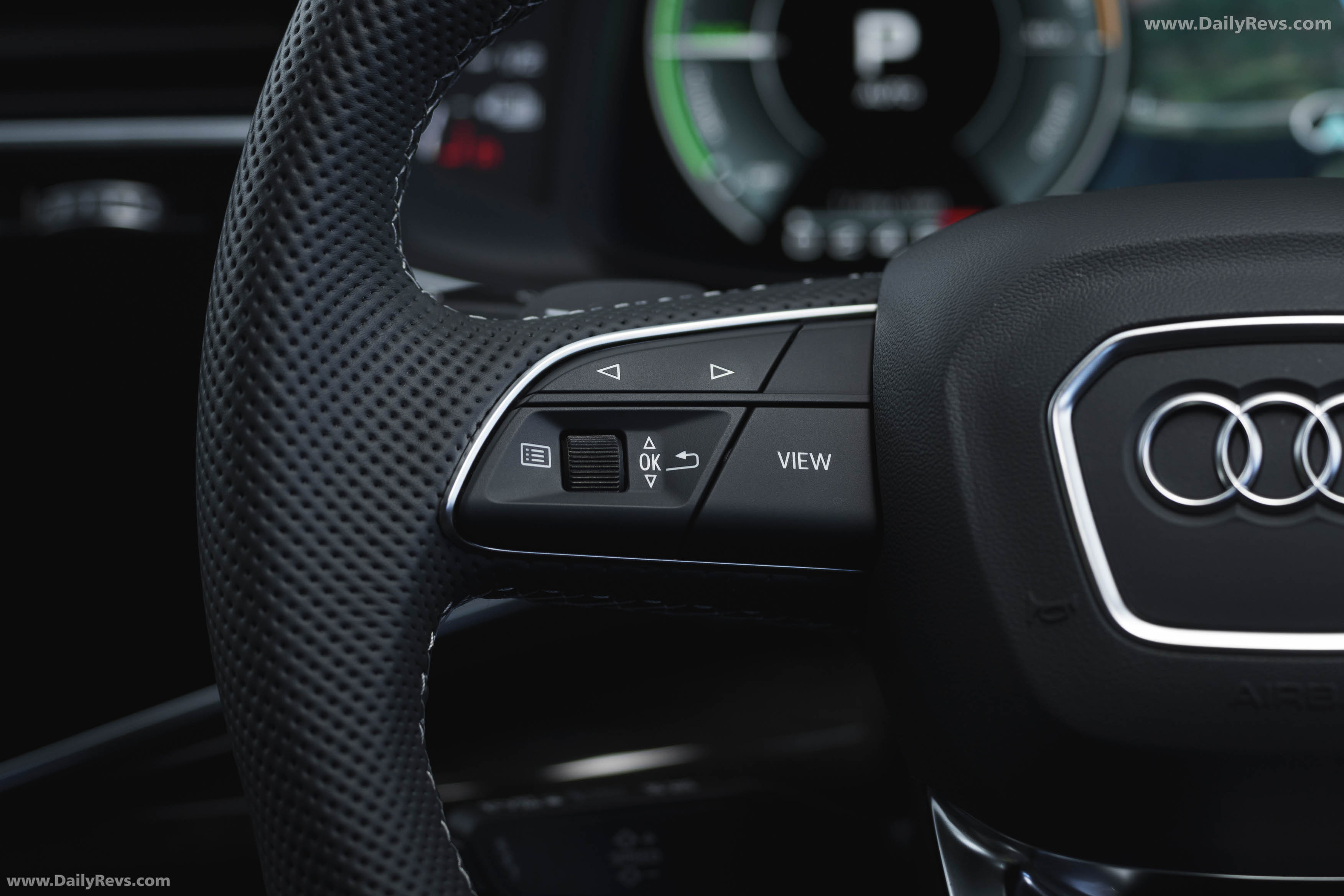 2025 Audi Q7 TFSI e 4M UK Version Interior