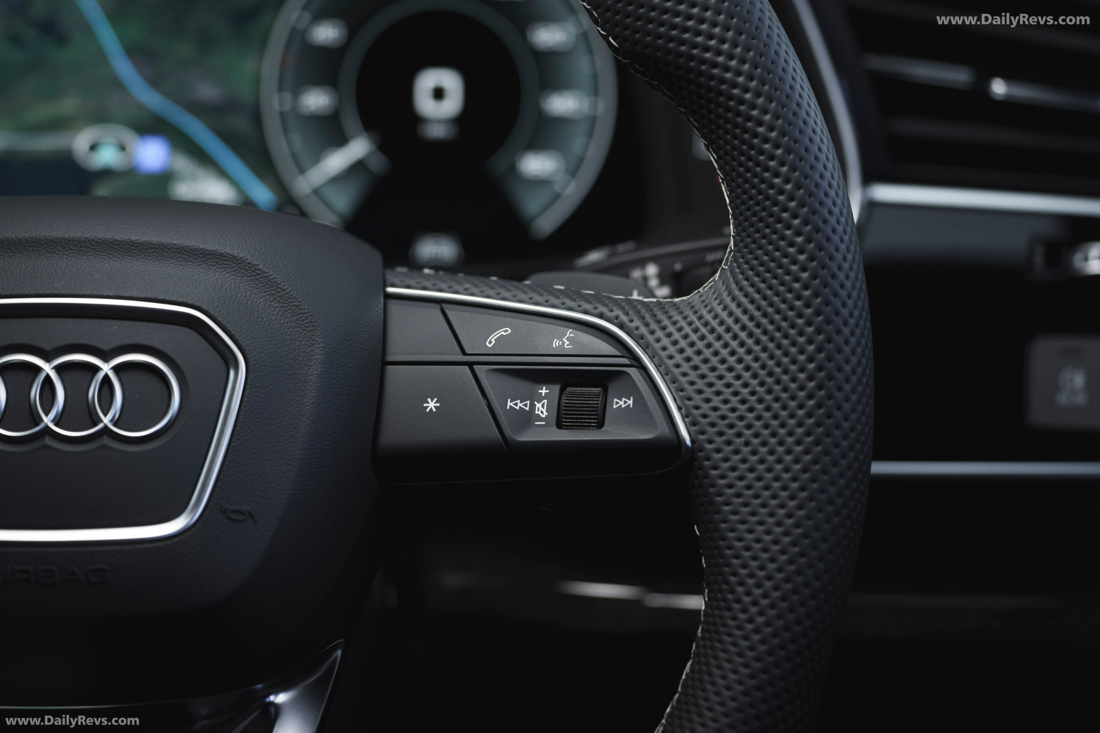 2025 Audi Q7 TFSI e 4M UK Version Interior