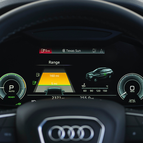 2025 Audi Q7 TFSI e 4M UK Version Interior
