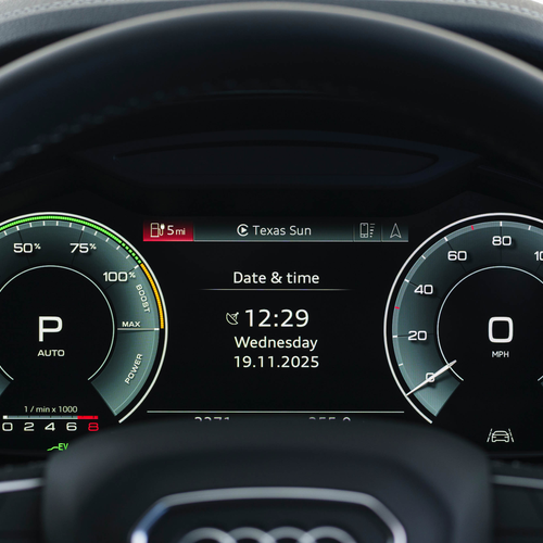 2025 Audi Q7 TFSI e 4M UK Version Interior