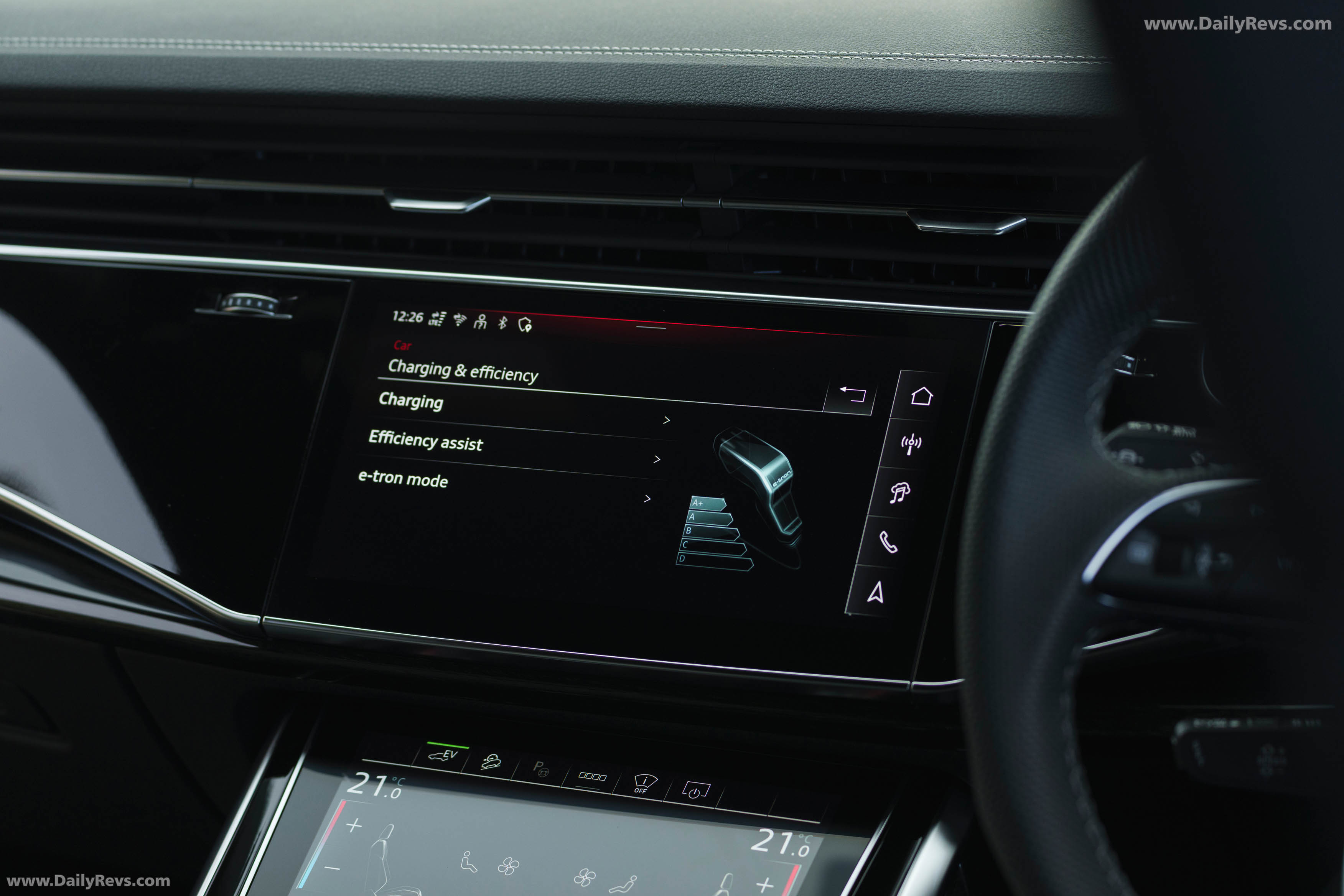 2025 Audi Q7 TFSI e 4M UK Version Interior