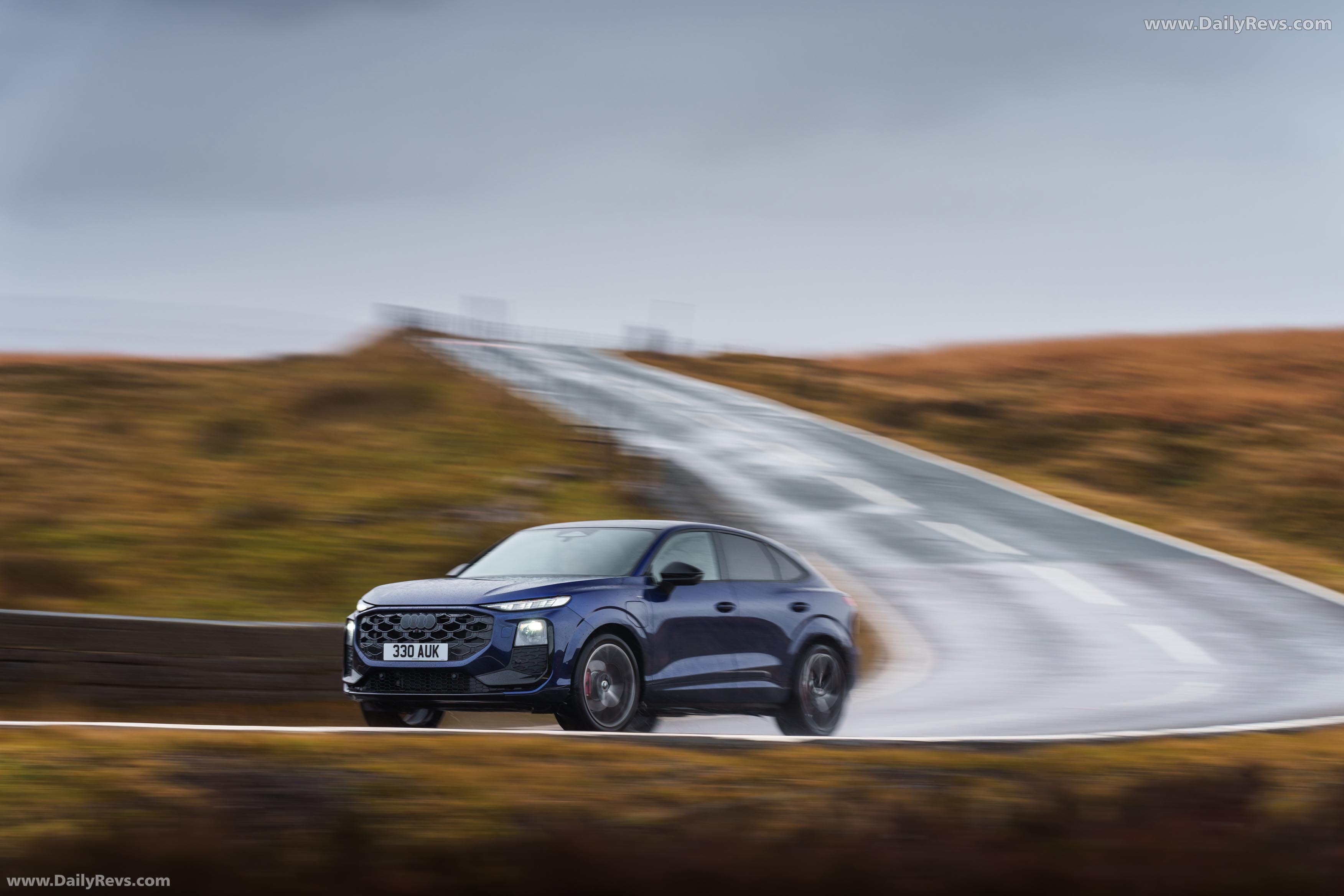 2025 Audi Q3 Sportback e-hybrid F3 UK Version Front View