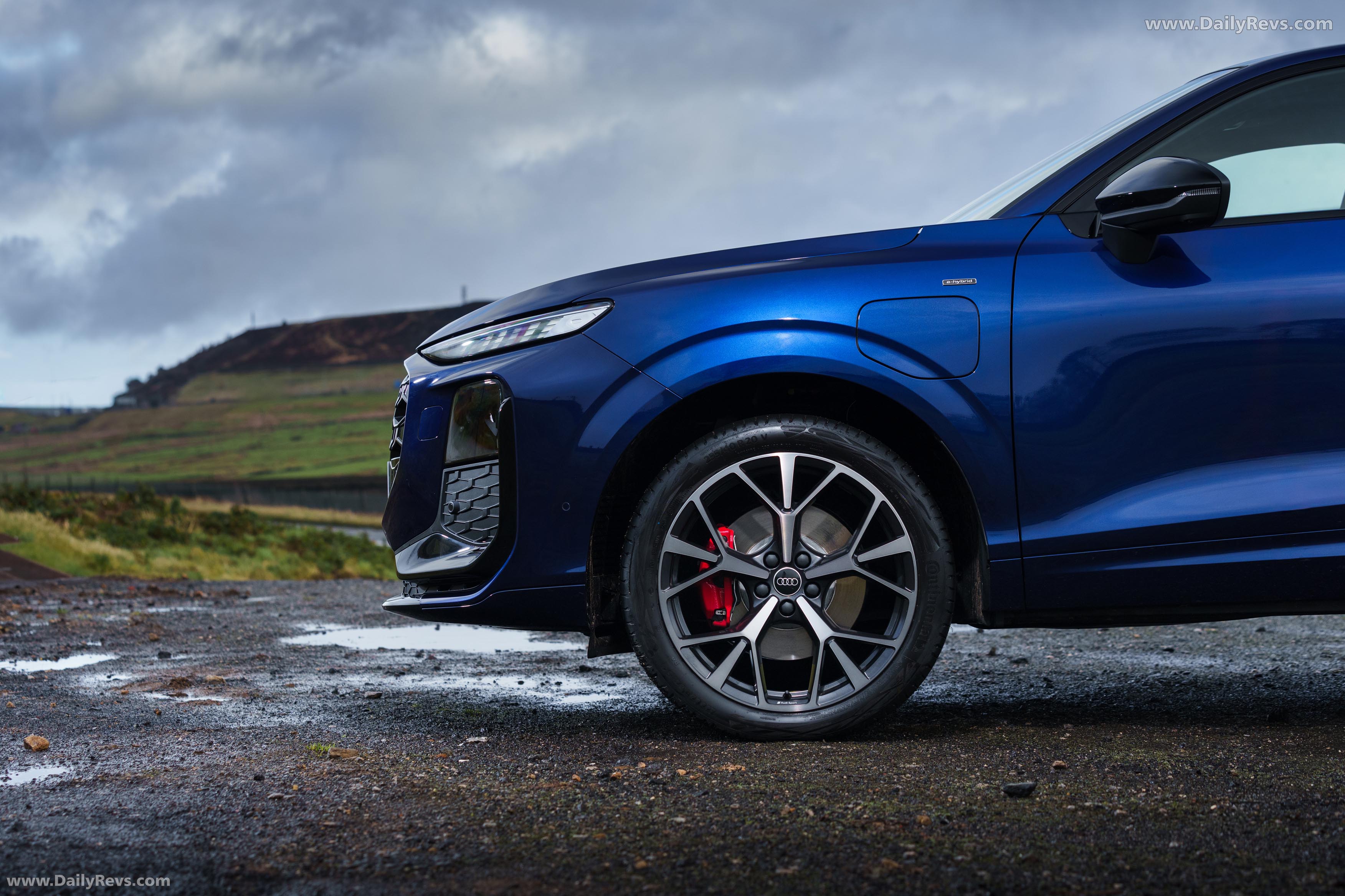 2025 Audi Q3 Sportback e-hybrid F3 UK Version Exterior