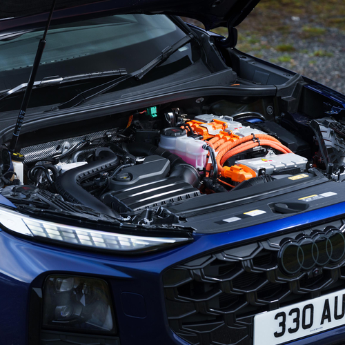 2025 Audi Q3 Sportback e-hybrid F3 UK Version Engine