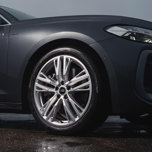 2025 Audi A5 Sedan e-hybrid Quattro B10 UK Version Exterior