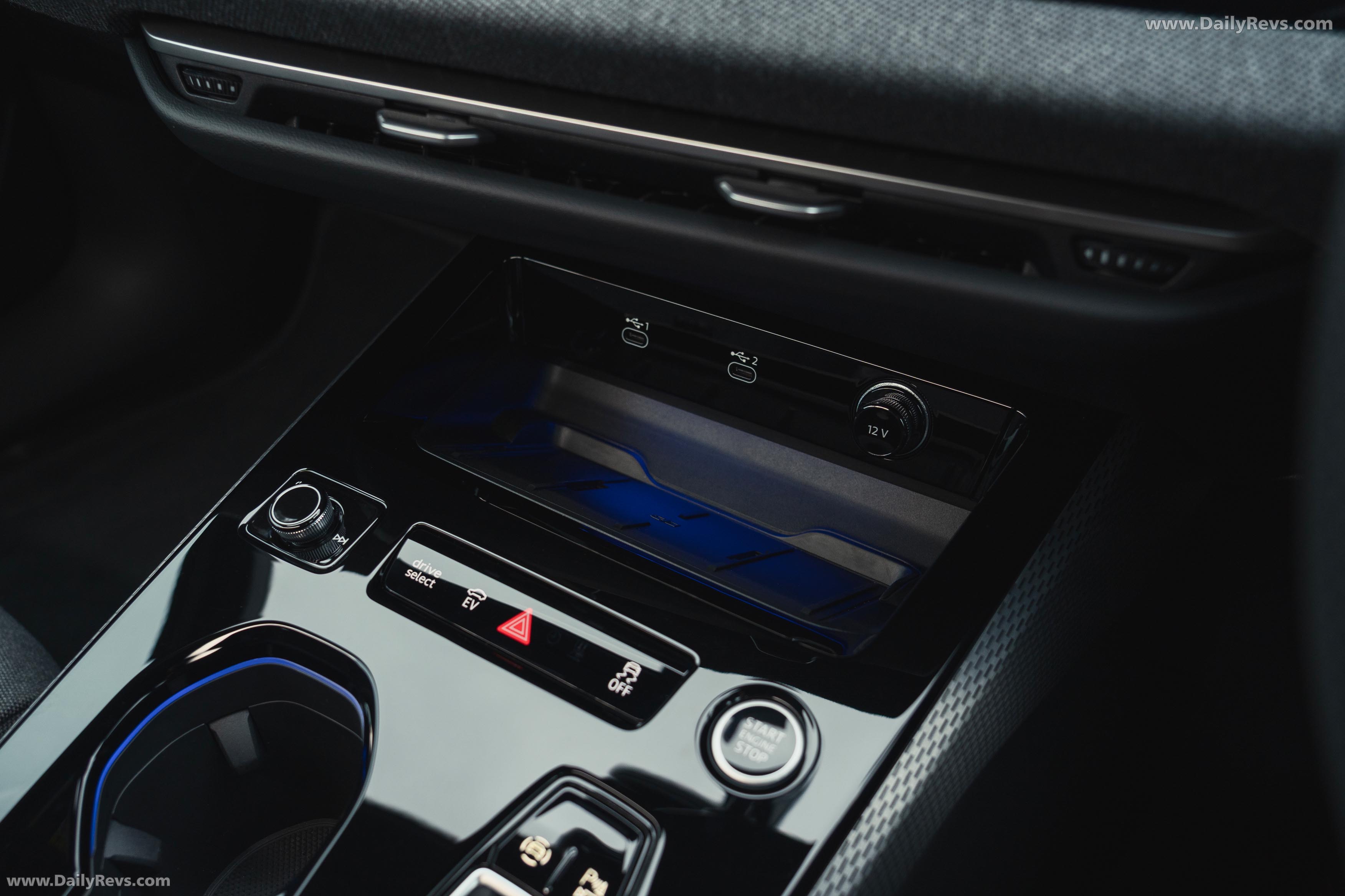 2025 Audi A5 Sedan e-hybrid Quattro B10 UK Version Interior