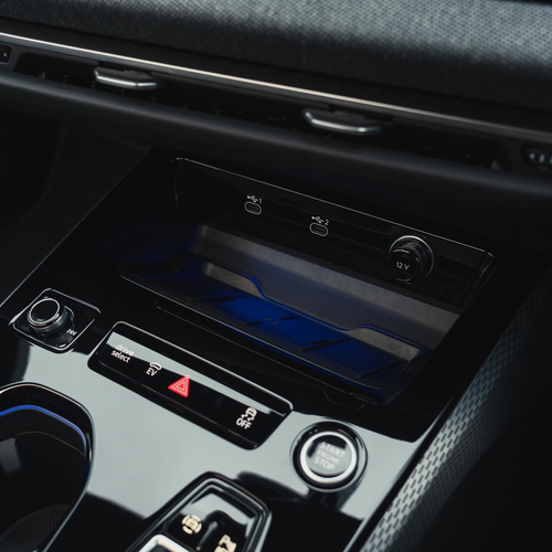 2025 Audi A5 Sedan e-hybrid Quattro B10 UK Version Interior
