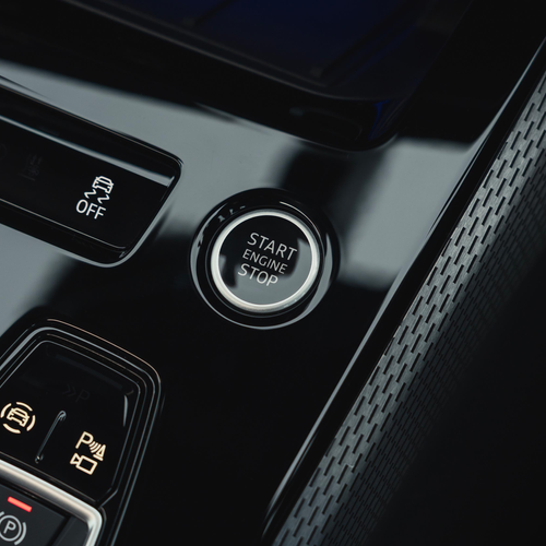 2025 Audi A5 Sedan e-hybrid Quattro B10 UK Version Interior