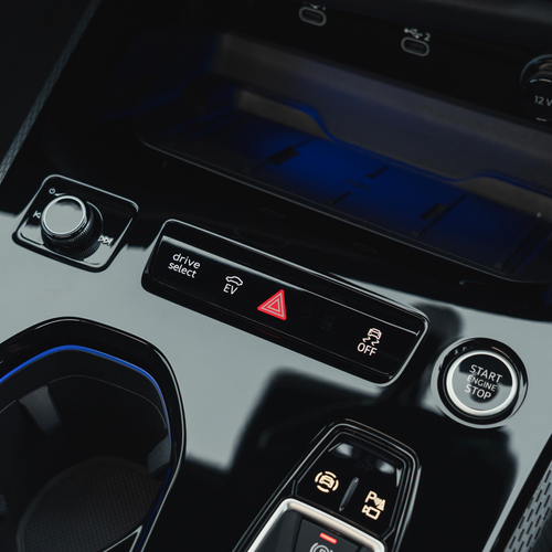 2025 Audi A5 Sedan e-hybrid Quattro B10 UK Version Interior