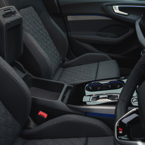 2025 Audi A5 Sedan e-hybrid Quattro B10 UK Version Interior