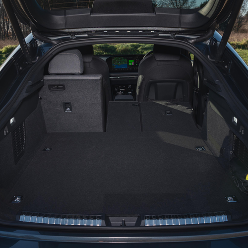 2025 Audi A5 Sedan e-hybrid Quattro B10 UK Version Interior