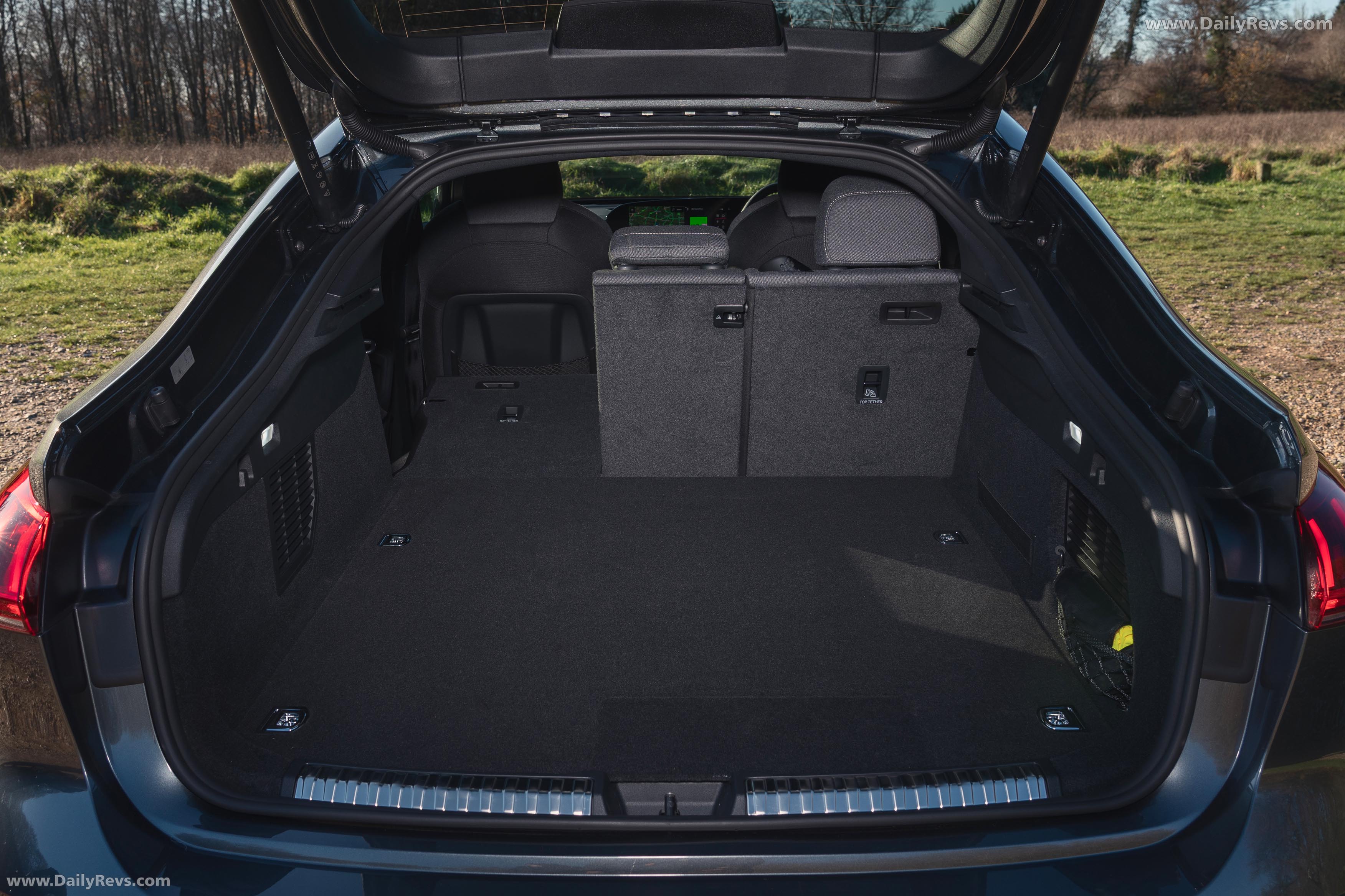 2025 Audi A5 Sedan e-hybrid Quattro B10 UK Version Interior
